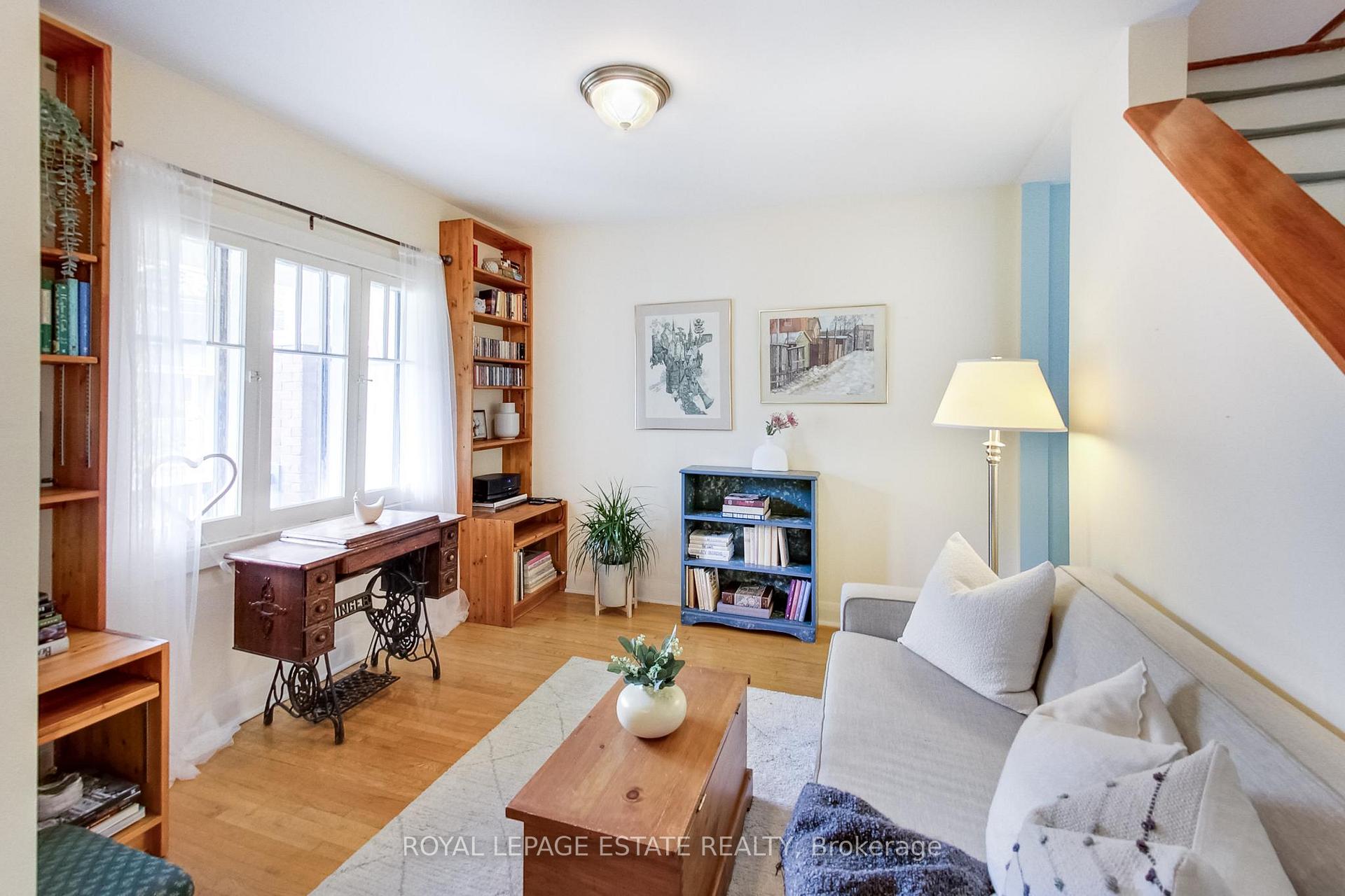 Photo 3 of 127 King Edward Avenue, Toronto, Woodbine-Lumsden — HOMEH