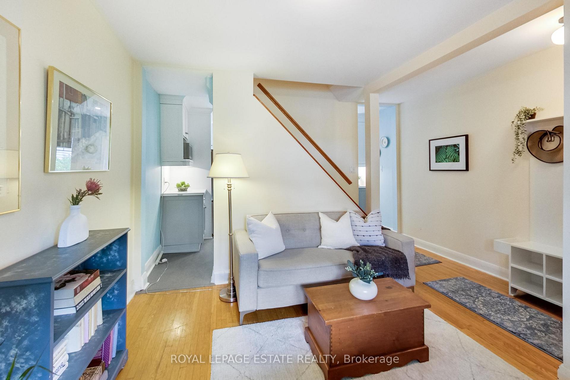 Photo 28 of 127 King Edward Avenue, Toronto, Woodbine-Lumsden — HOMEH