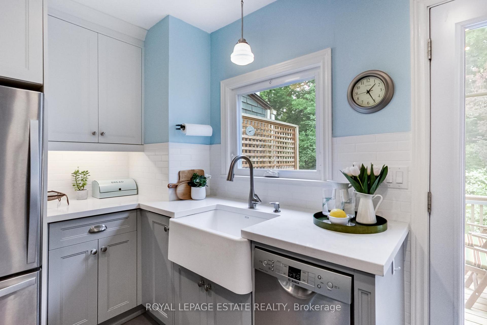 Photo 6 of 127 King Edward Avenue, Toronto, Woodbine-Lumsden — HOMEH