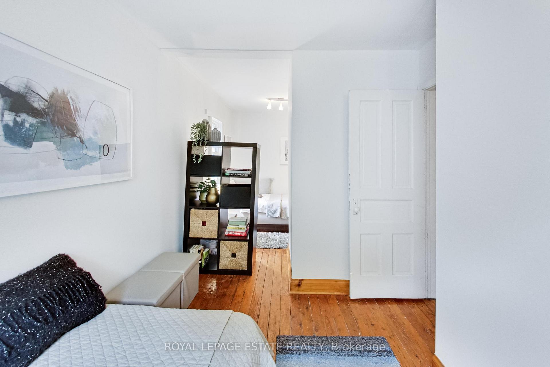 Photo 17 of 127 King Edward Avenue, Toronto, Woodbine-Lumsden — HOMEH