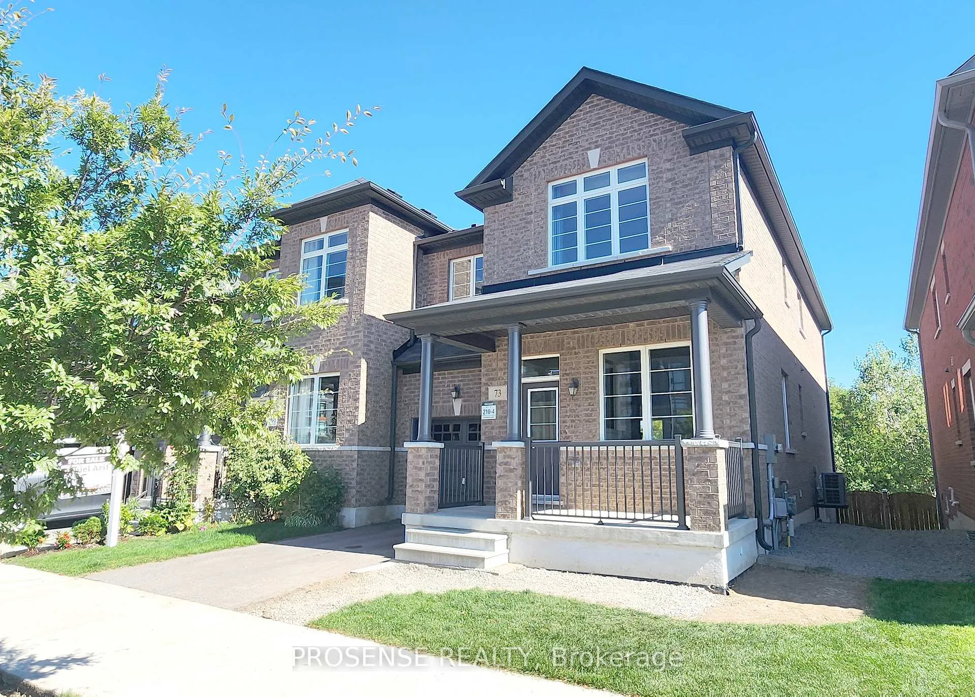 Photo 1 of 73 Riverwalk Drive, Hamilton, Waterdown — HOMEH