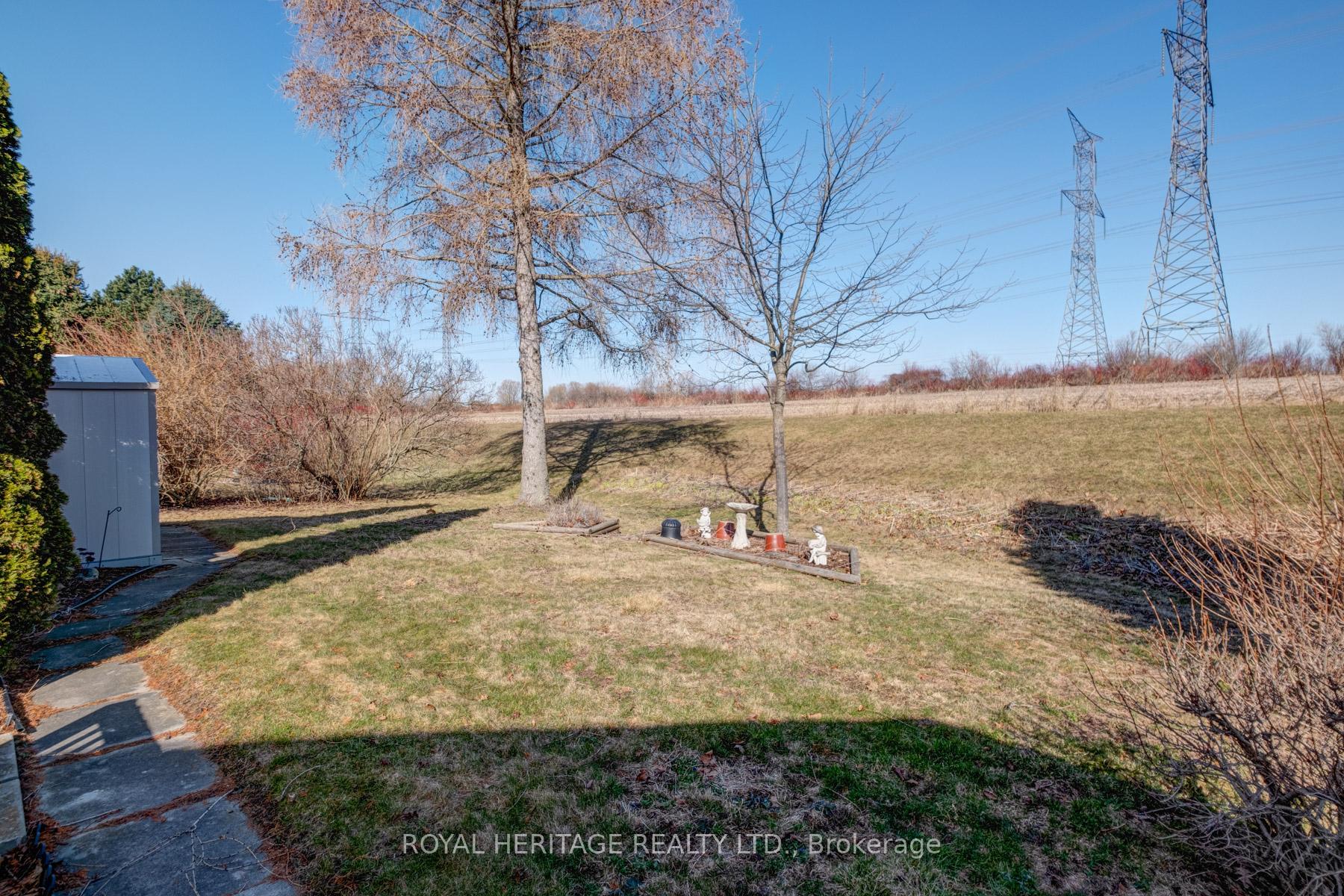 Photo 4 of 46 Wilmot Trail, Clarington, Newcastle — HOMEH