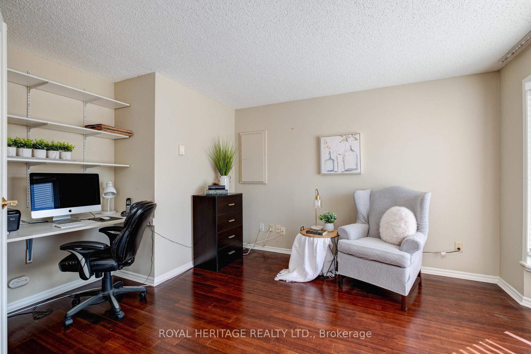 Photo 11 of 46 Wilmot Trail, Clarington, Newcastle — HOMEH