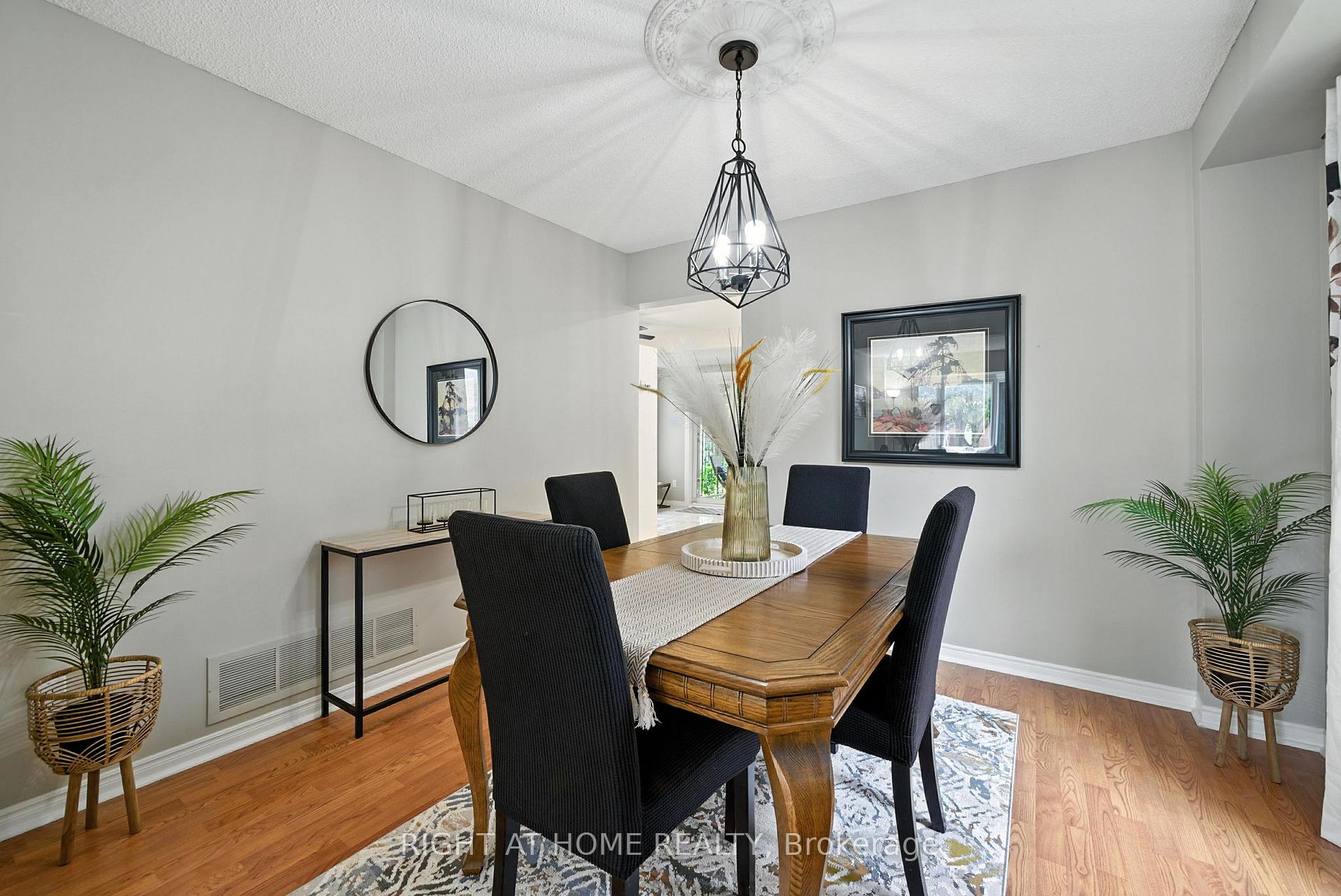 Photo 49 of 32 Horseshoe Drive, Whitby, Blue Grass Meadows — HOMEH