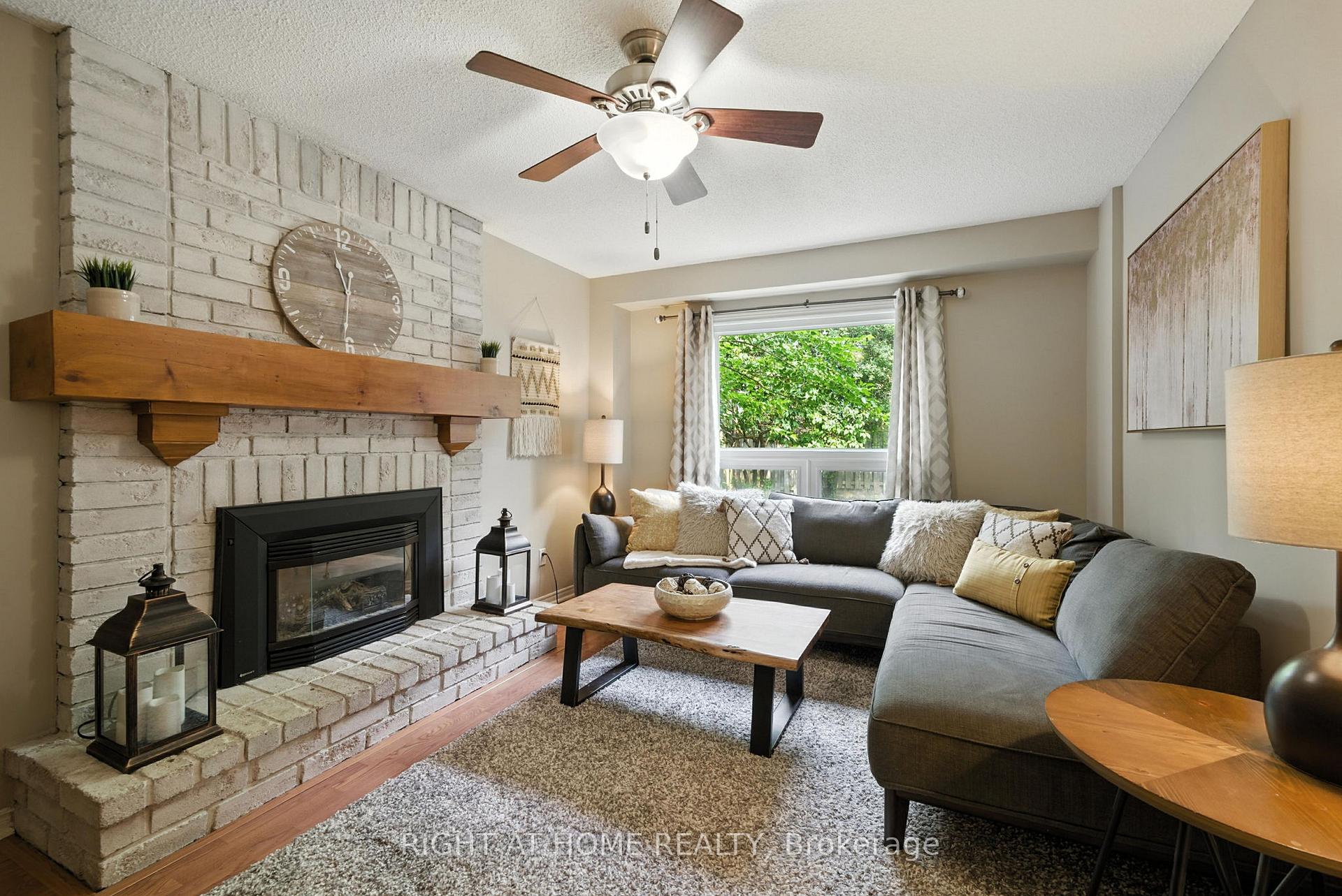 Photo 14 of 32 Horseshoe Drive, Whitby, Blue Grass Meadows — HOMEH