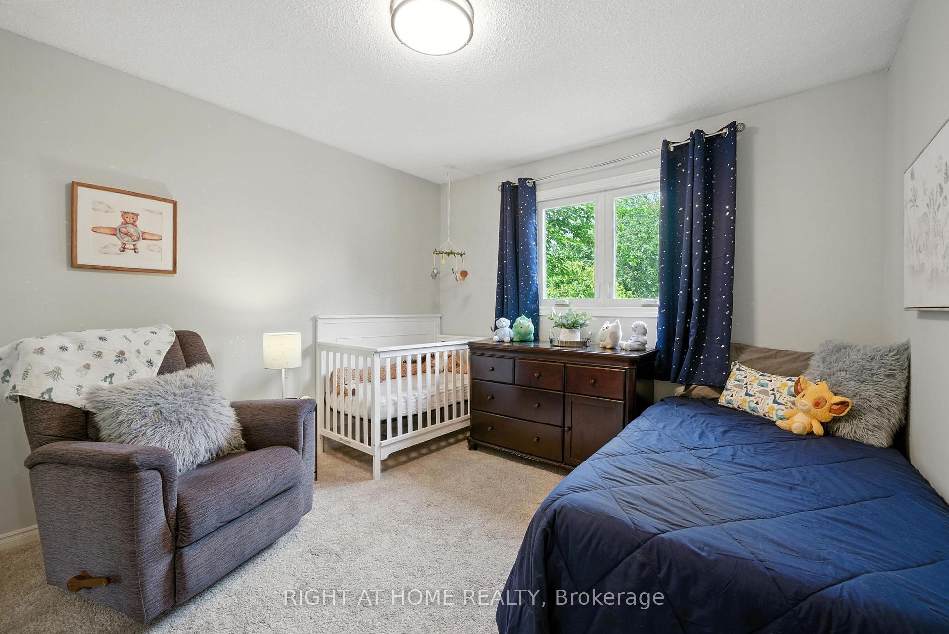 Photo 27 of 32 Horseshoe Drive, Whitby, Blue Grass Meadows — HOMEH