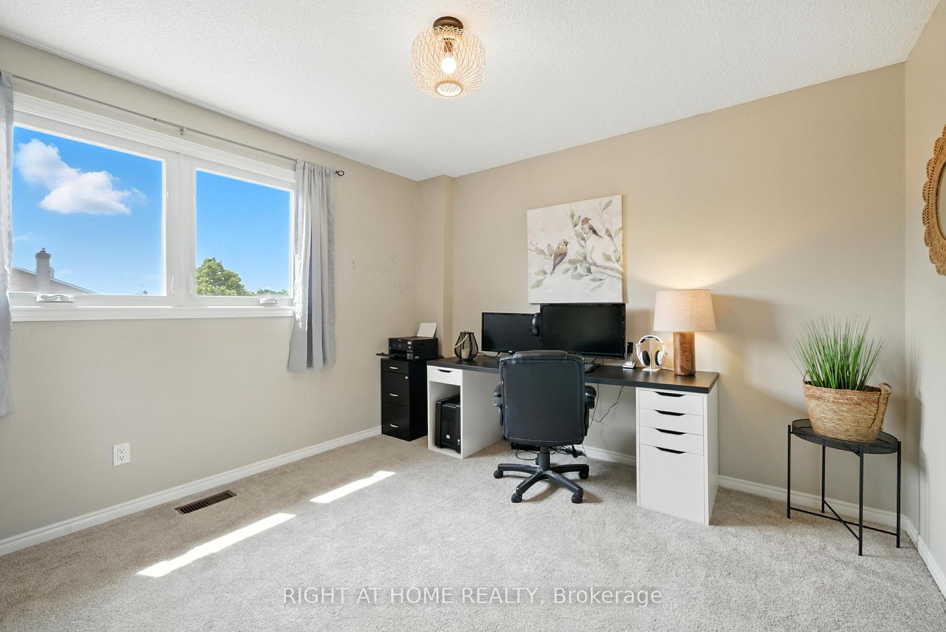 Photo 28 of 32 Horseshoe Drive, Whitby, Blue Grass Meadows — HOMEH