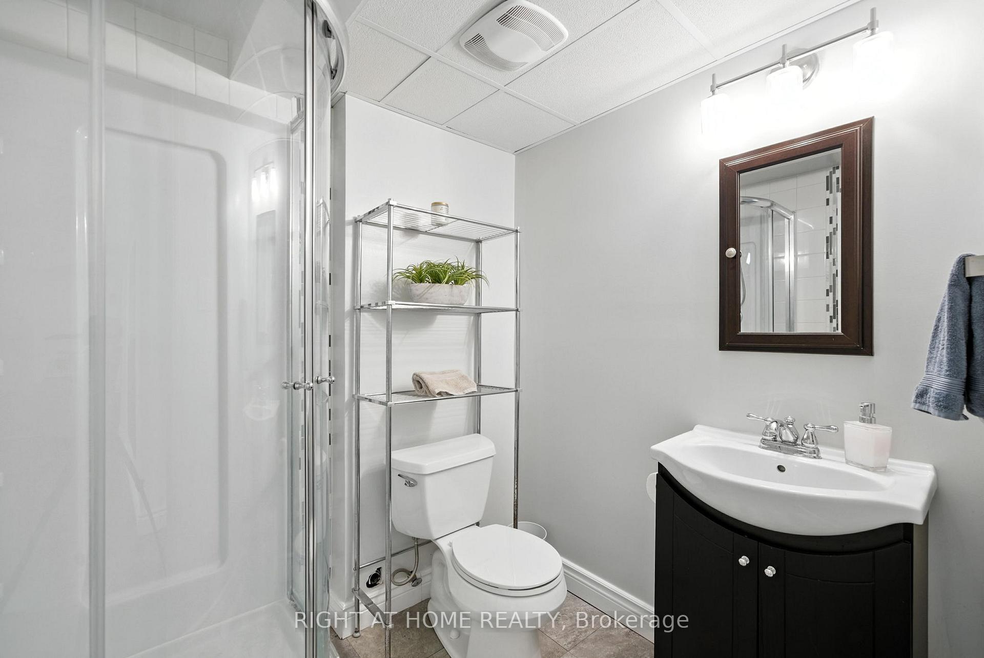 Photo 39 of 32 Horseshoe Drive, Whitby, Blue Grass Meadows — HOMEH