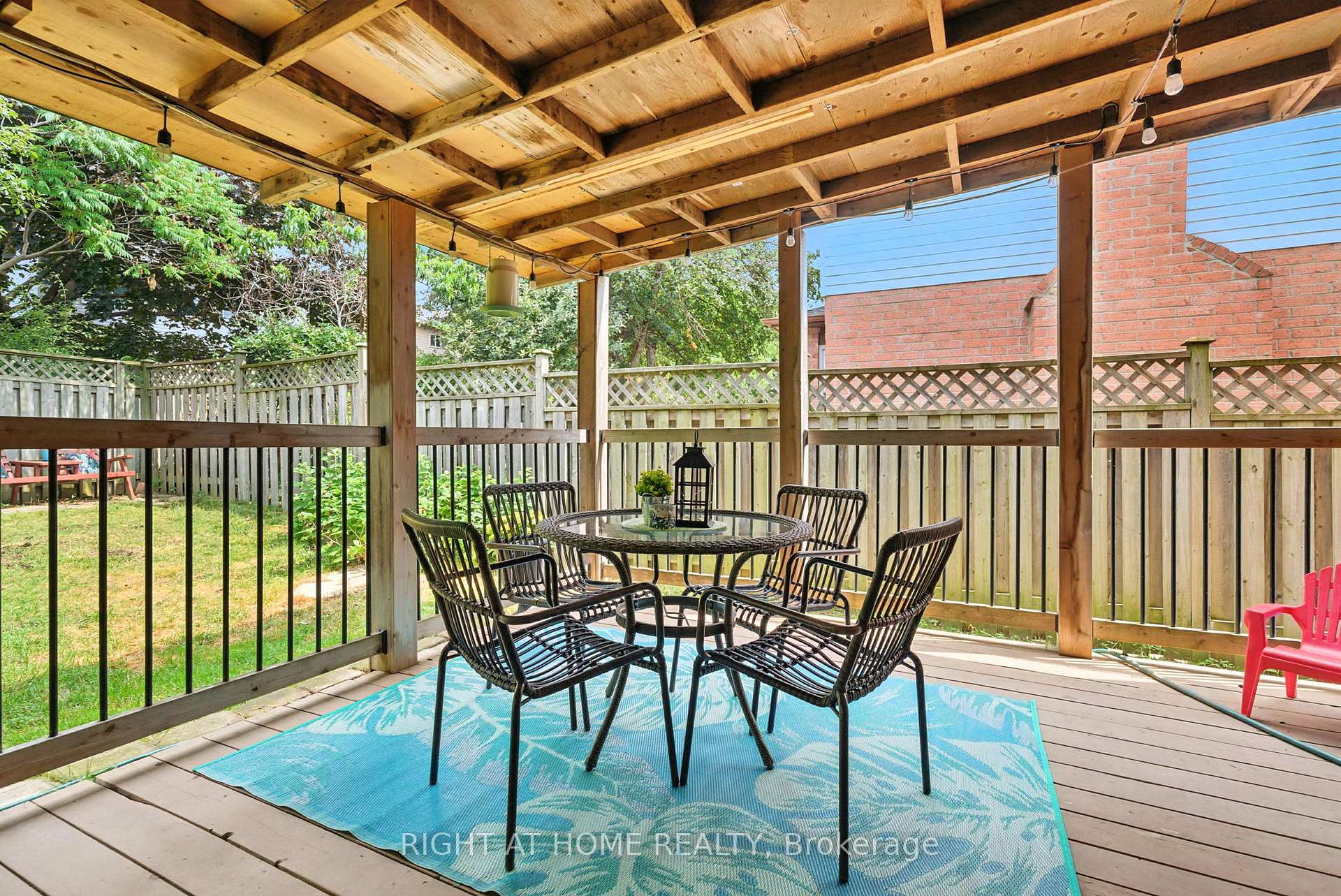 Photo 43 of 32 Horseshoe Drive, Whitby, Blue Grass Meadows — HOMEH