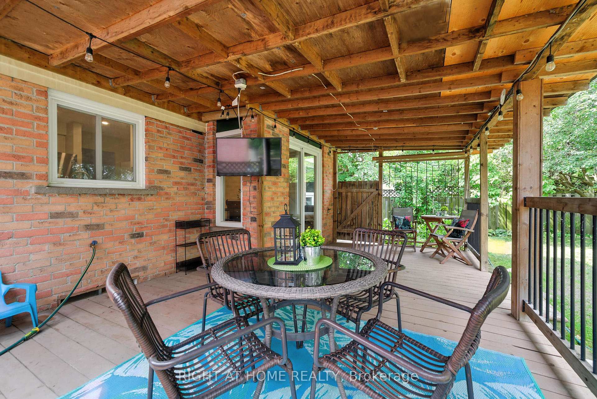 Photo 41 of 32 Horseshoe Drive, Whitby, Blue Grass Meadows — HOMEH