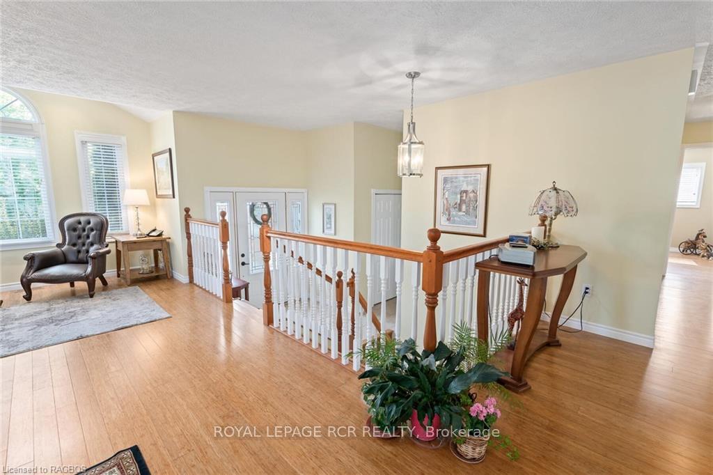 Photo 5 of 414 4TH Street S, Hanover — HOMEH
