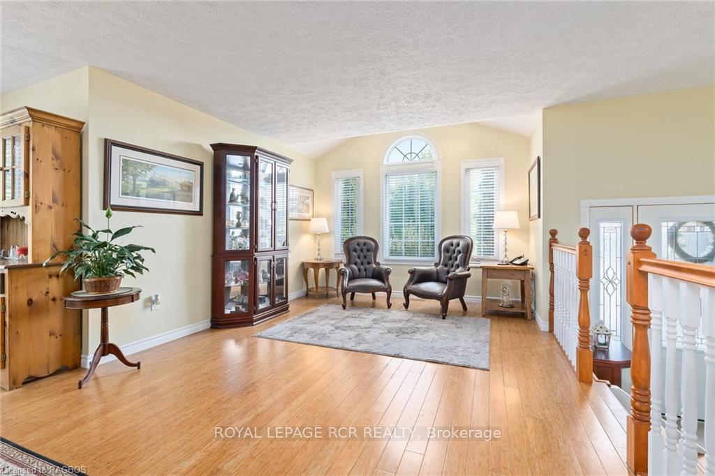 Photo 7 of 414 4TH Street S, Hanover — HOMEH