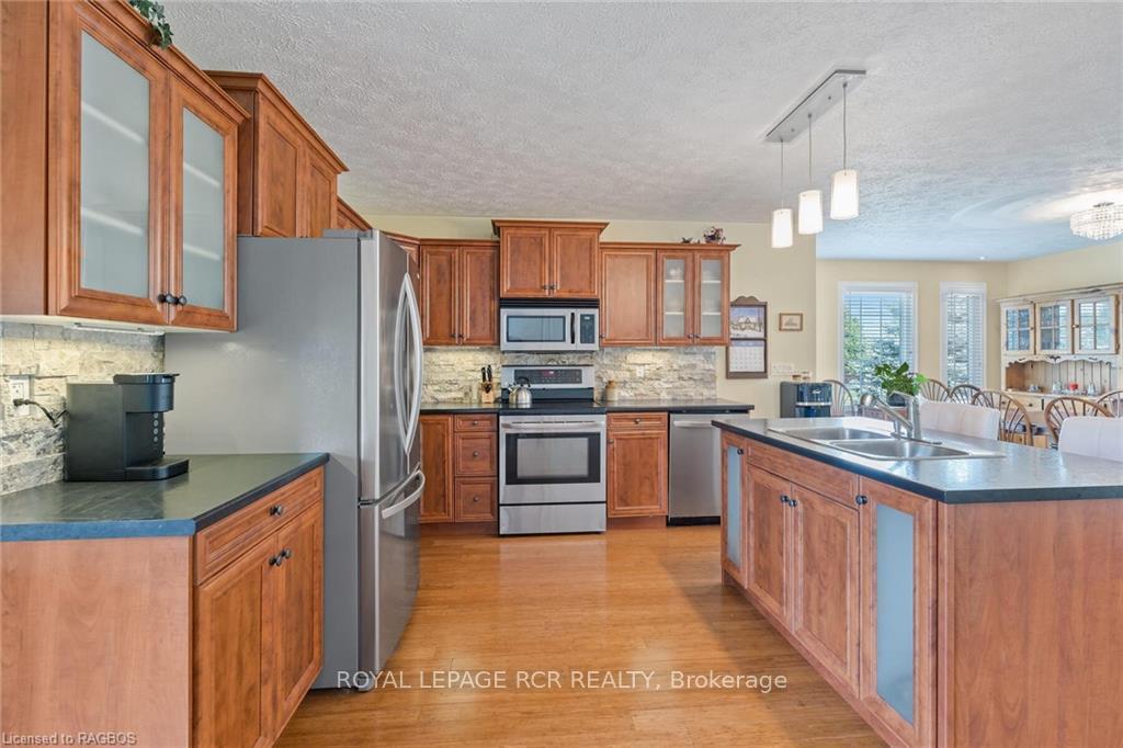 Photo 9 of 414 4TH Street S, Hanover — HOMEH