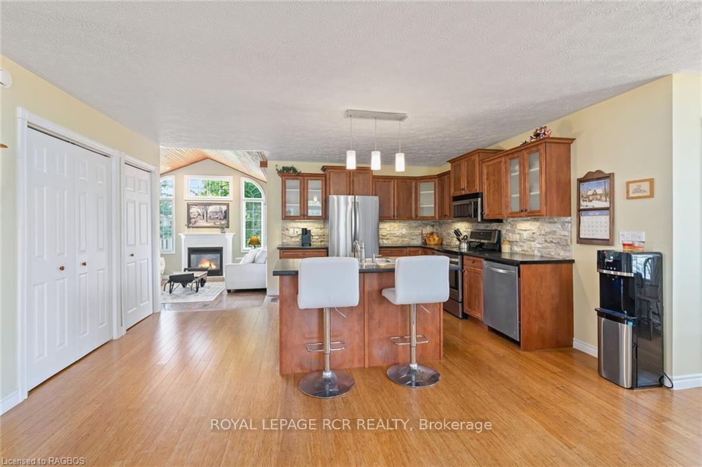 Photo 14 of 414 4TH Street S, Hanover — HOMEH