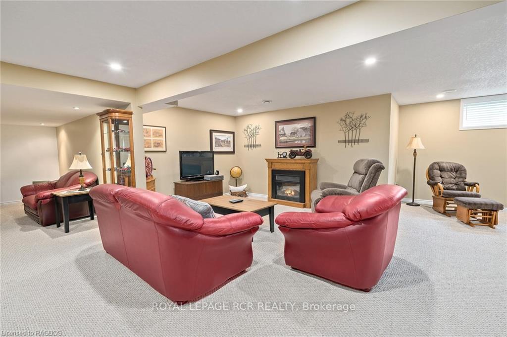 Photo 25 of 414 4TH Street S, Hanover — HOMEH