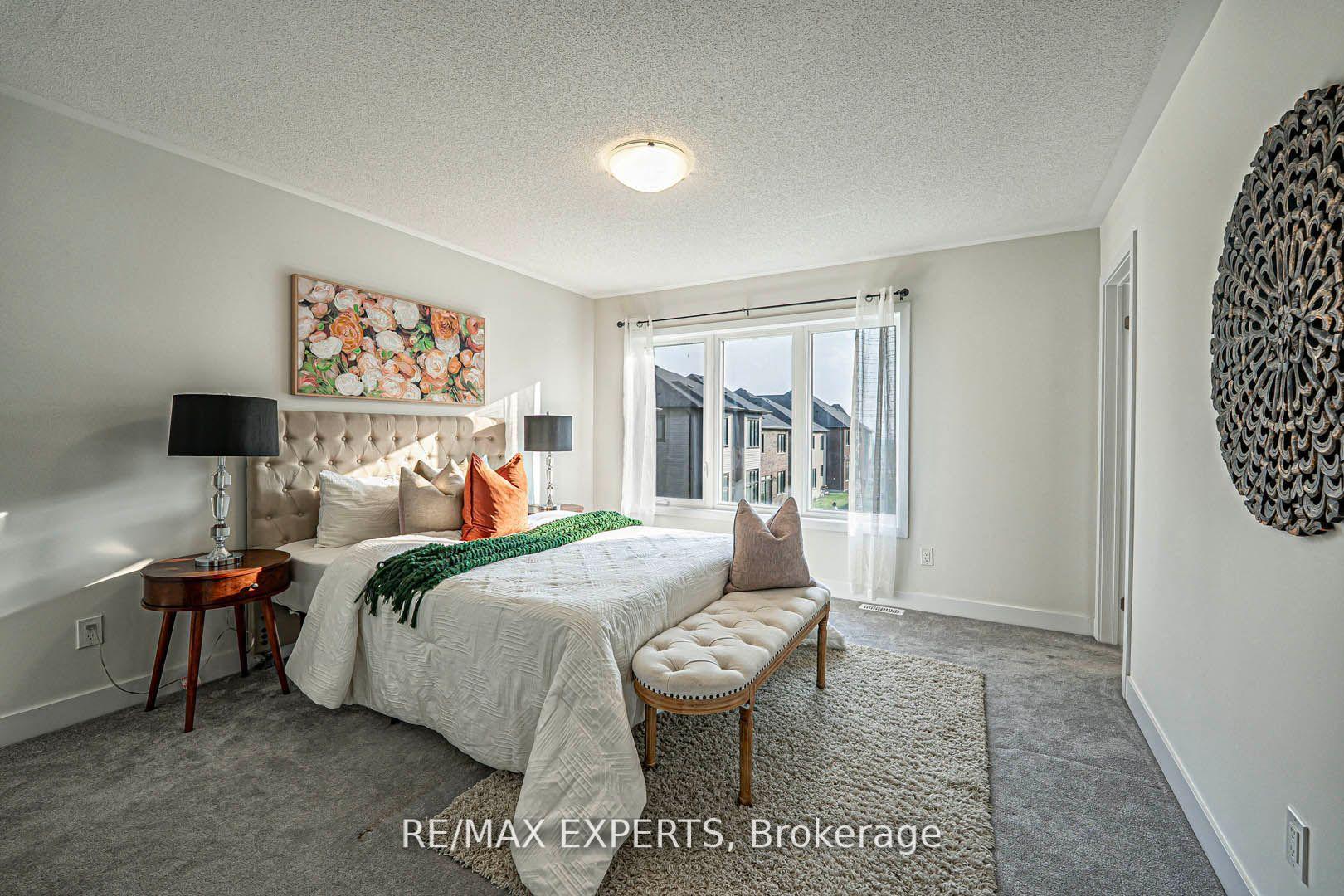 Photo 7 of 1064 Thompson Drive, Oshawa, Kedron — HOMEH