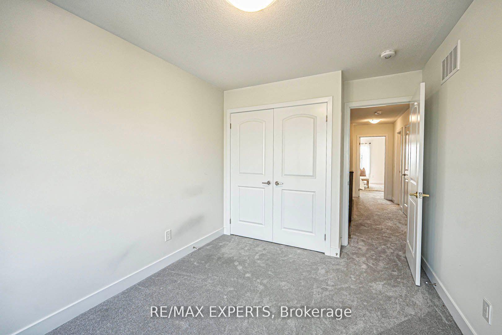 Photo 14 of 1064 Thompson Drive, Oshawa, Kedron — HOMEH