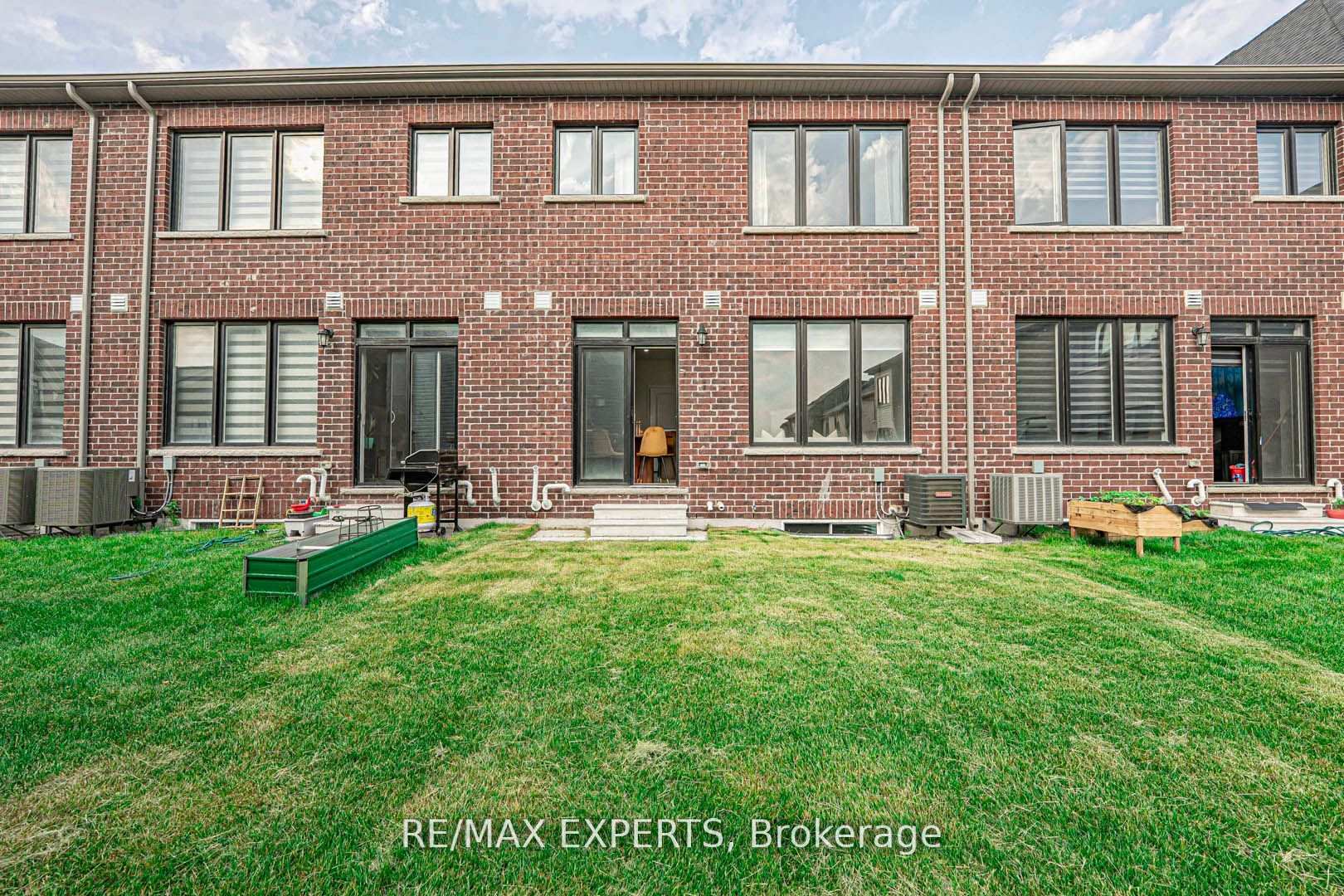 Photo 23 of 1064 Thompson Drive, Oshawa, Kedron — HOMEH