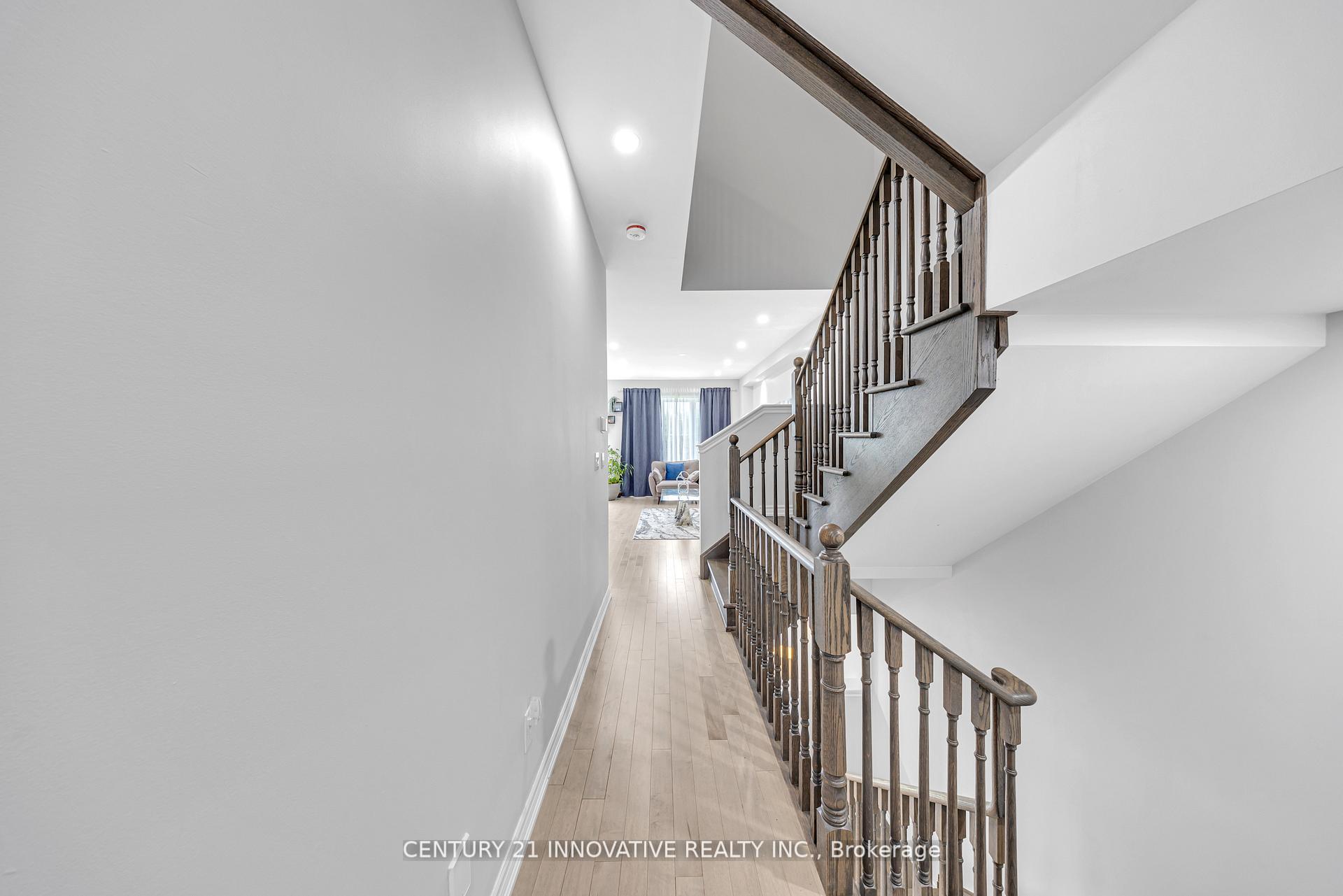 Photo 20 of 30 Paradise Way, Whitby, Rolling Acres — HOMEH