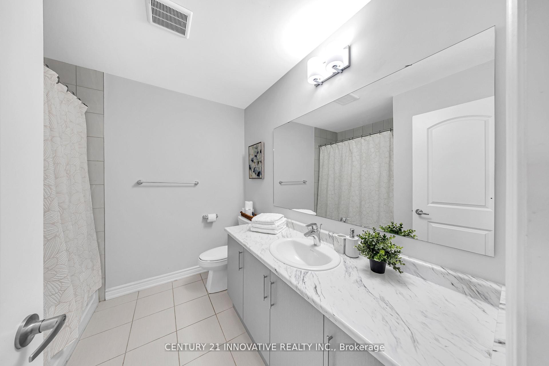 Photo 18 of 30 Paradise Way, Whitby, Rolling Acres — HOMEH