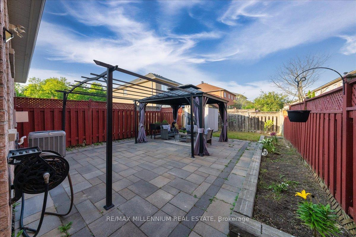 Photo 48 of 1989 Calvington Drive, Pickering, Highbush — HOMEH