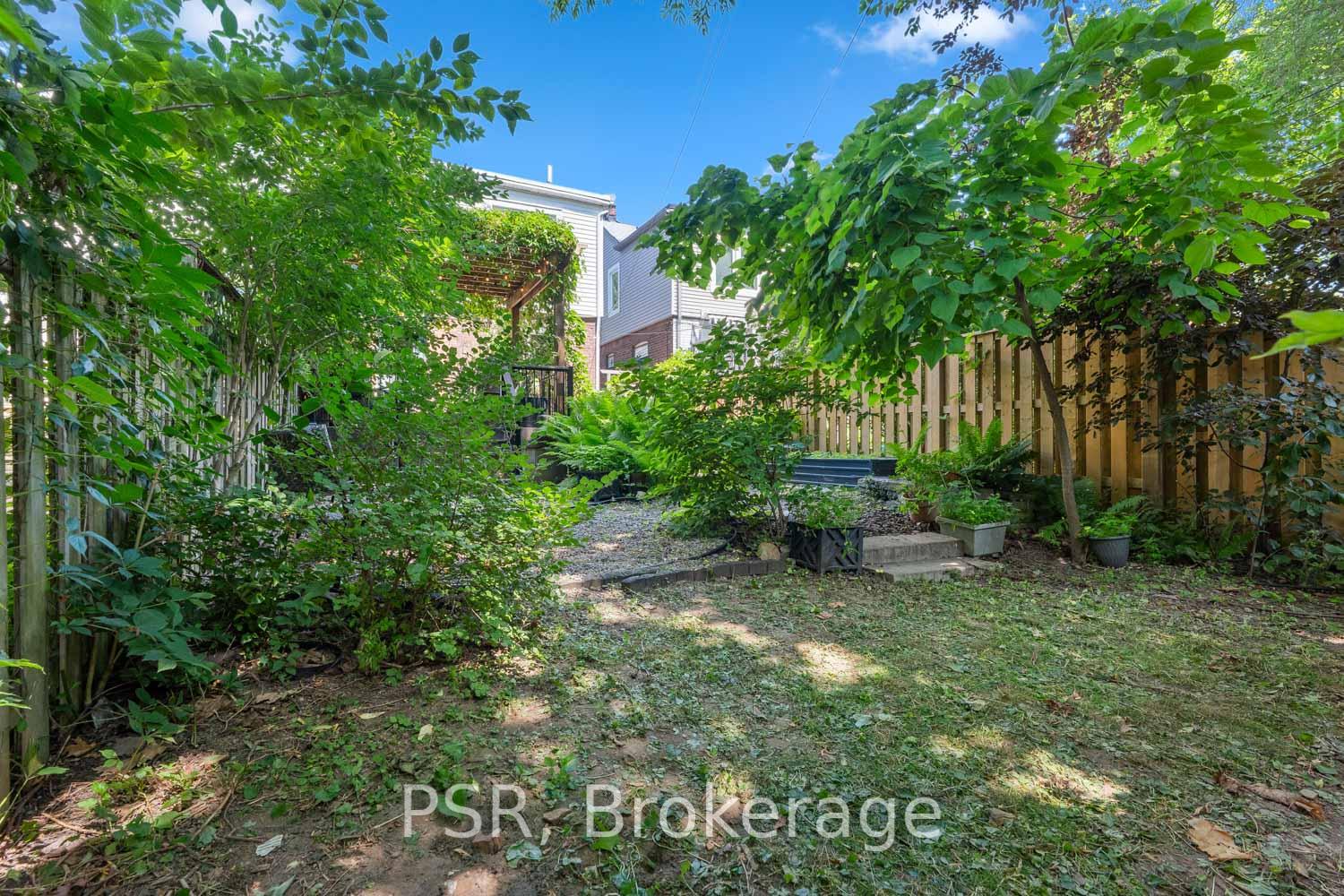 Photo 31 of 41 Robbins Avenue, Toronto, Woodbine Corridor — HOMEH