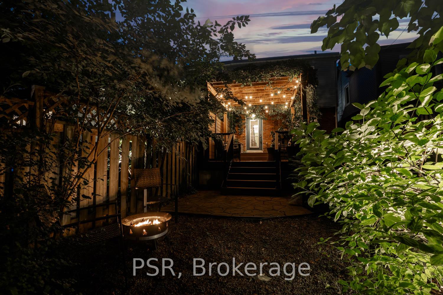 Photo 34 of 41 Robbins Avenue, Toronto, Woodbine Corridor — HOMEH