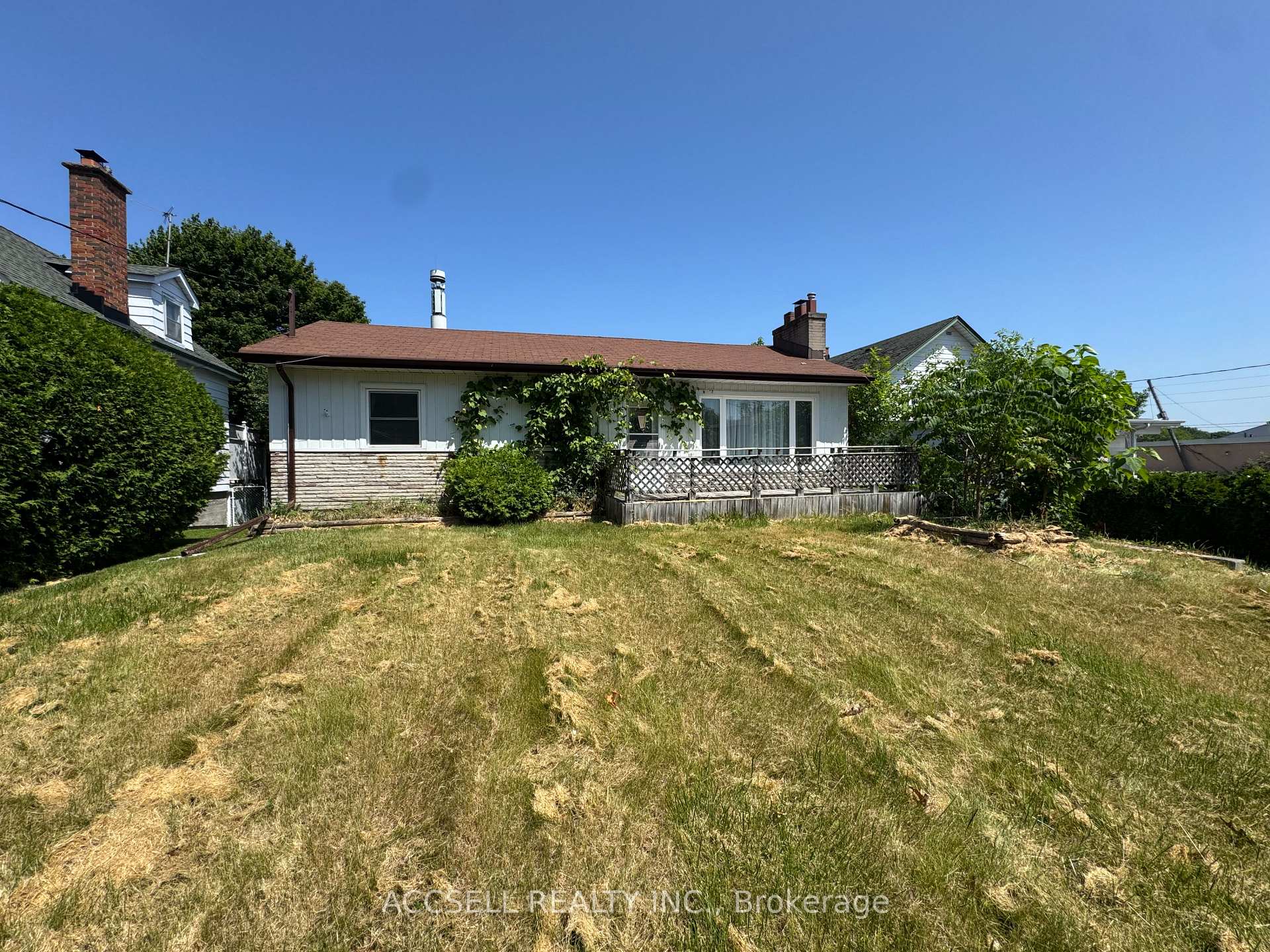Photo 1 of 24 Switzer Drive, Oshawa, Centennial — HOMEH