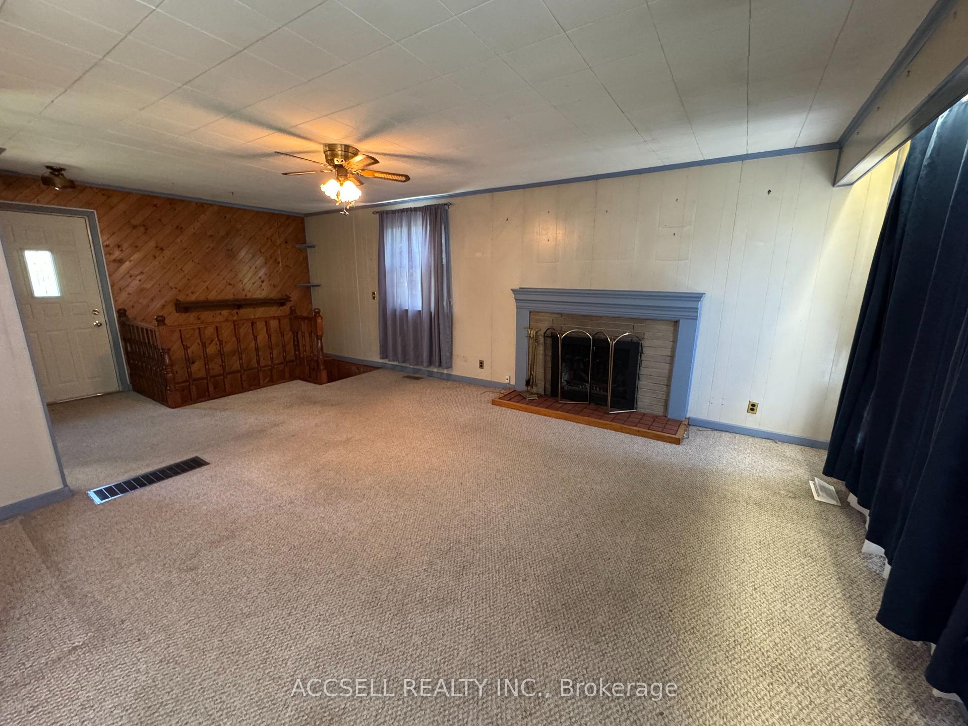 Photo 2 of 24 Switzer Drive, Oshawa, Centennial — HOMEH