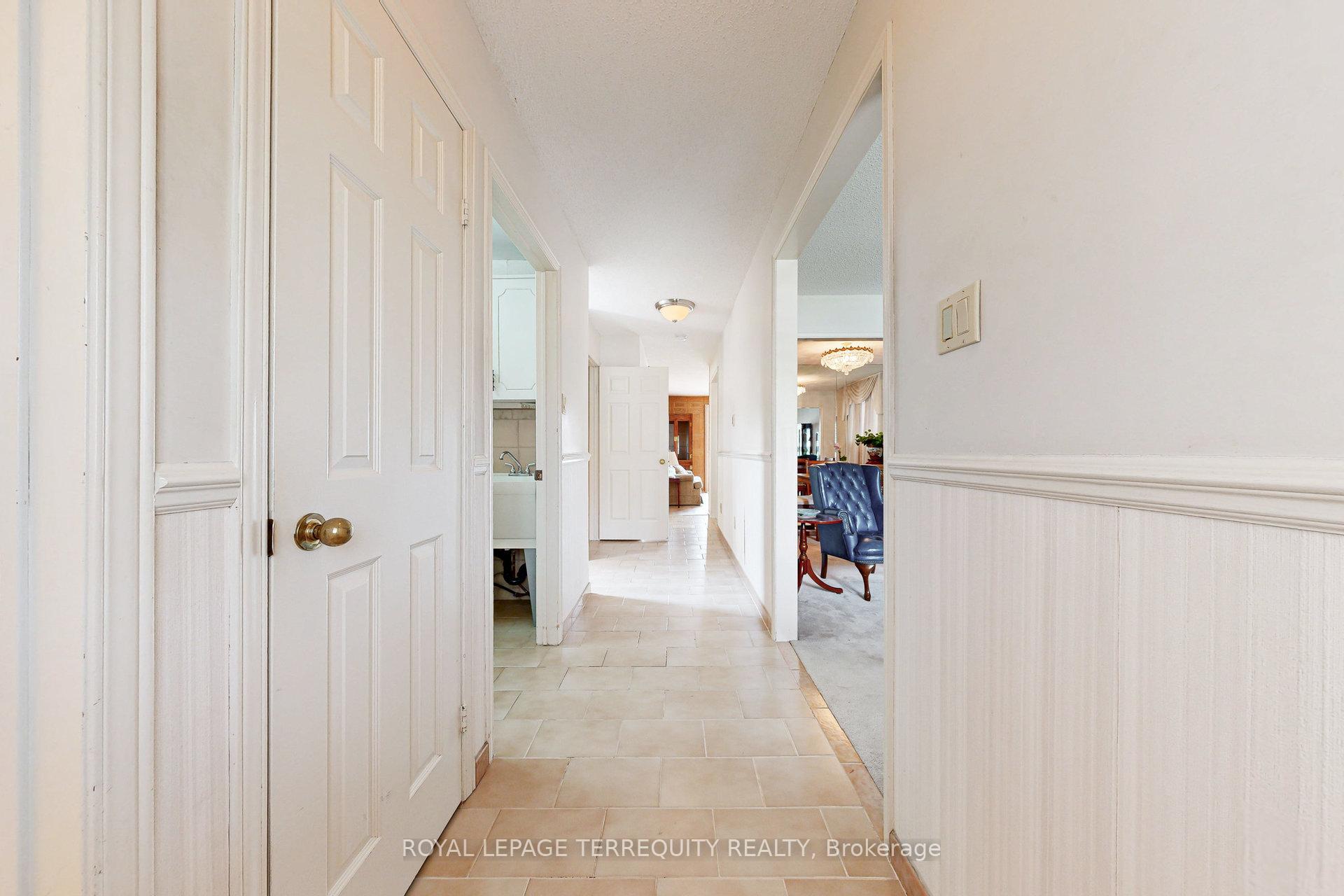Photo 7 of 59 Trawley Crescent, Ajax, Central — HOMEH