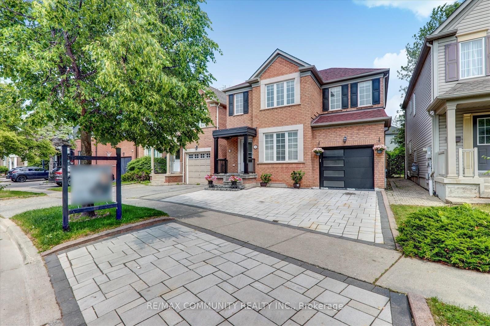 Photo 3 of 133 McSweeney Crescent, Ajax, Northwest Ajax — HOMEH