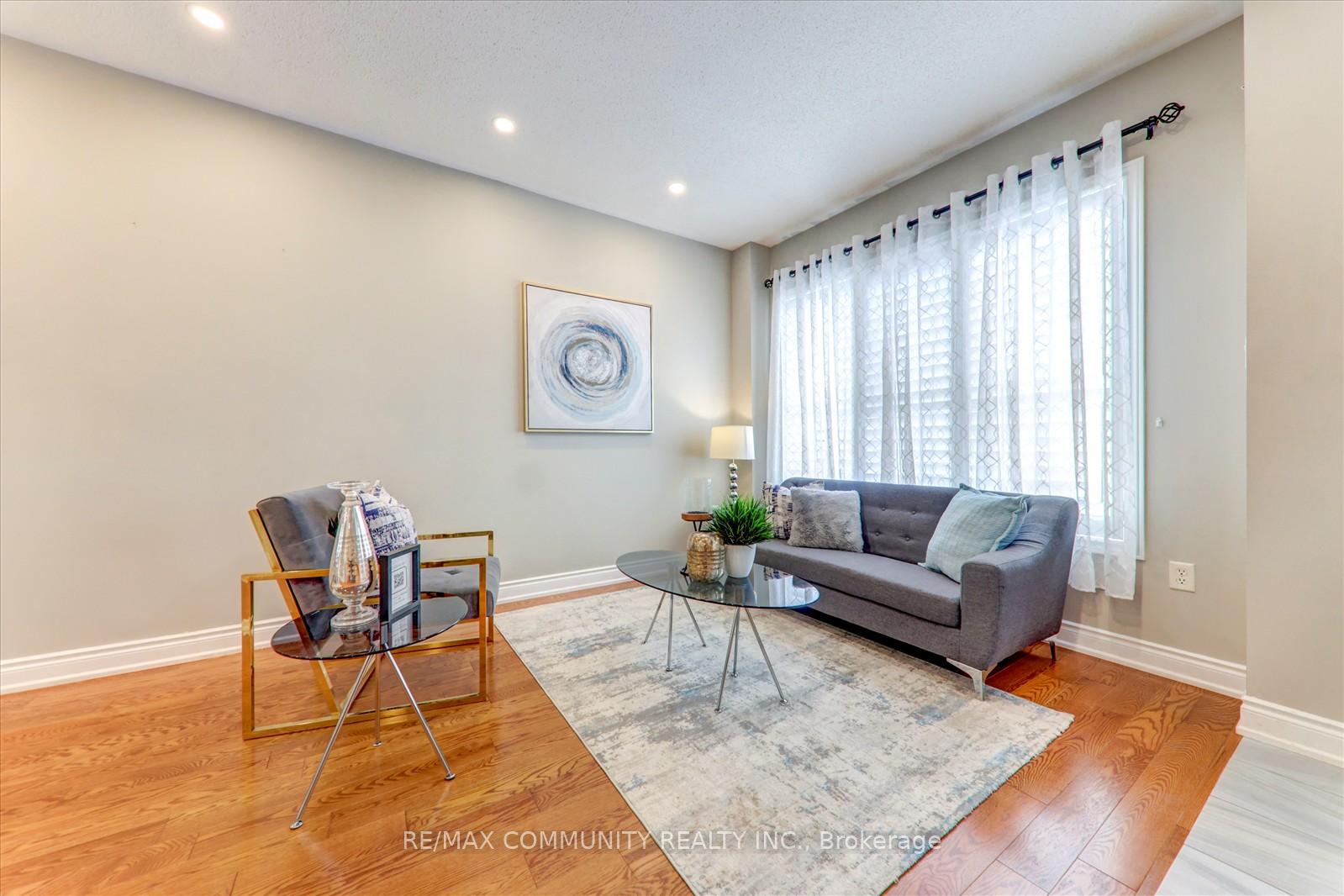 Photo 7 of 133 McSweeney Crescent, Ajax, Northwest Ajax — HOMEH