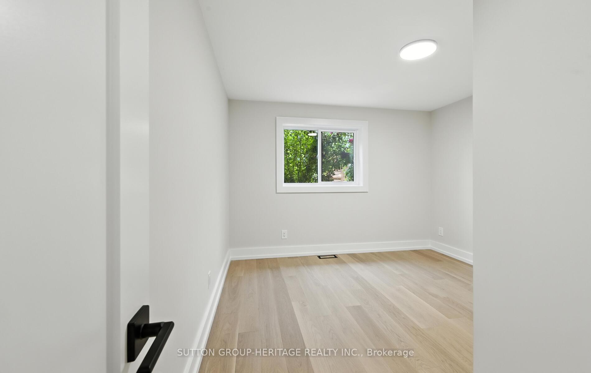 Photo 19 of 853 Fairview Avenue, Pickering, Bay Ridges — HOMEH