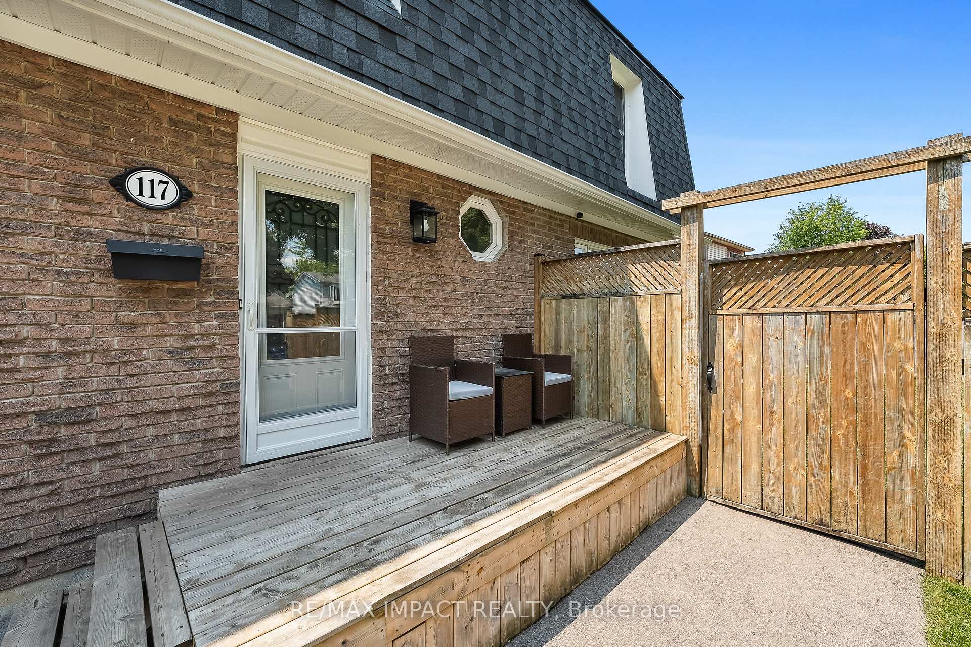 Photo 20 of 117 Roser Crescent, Clarington, Bowmanville — HOMEH