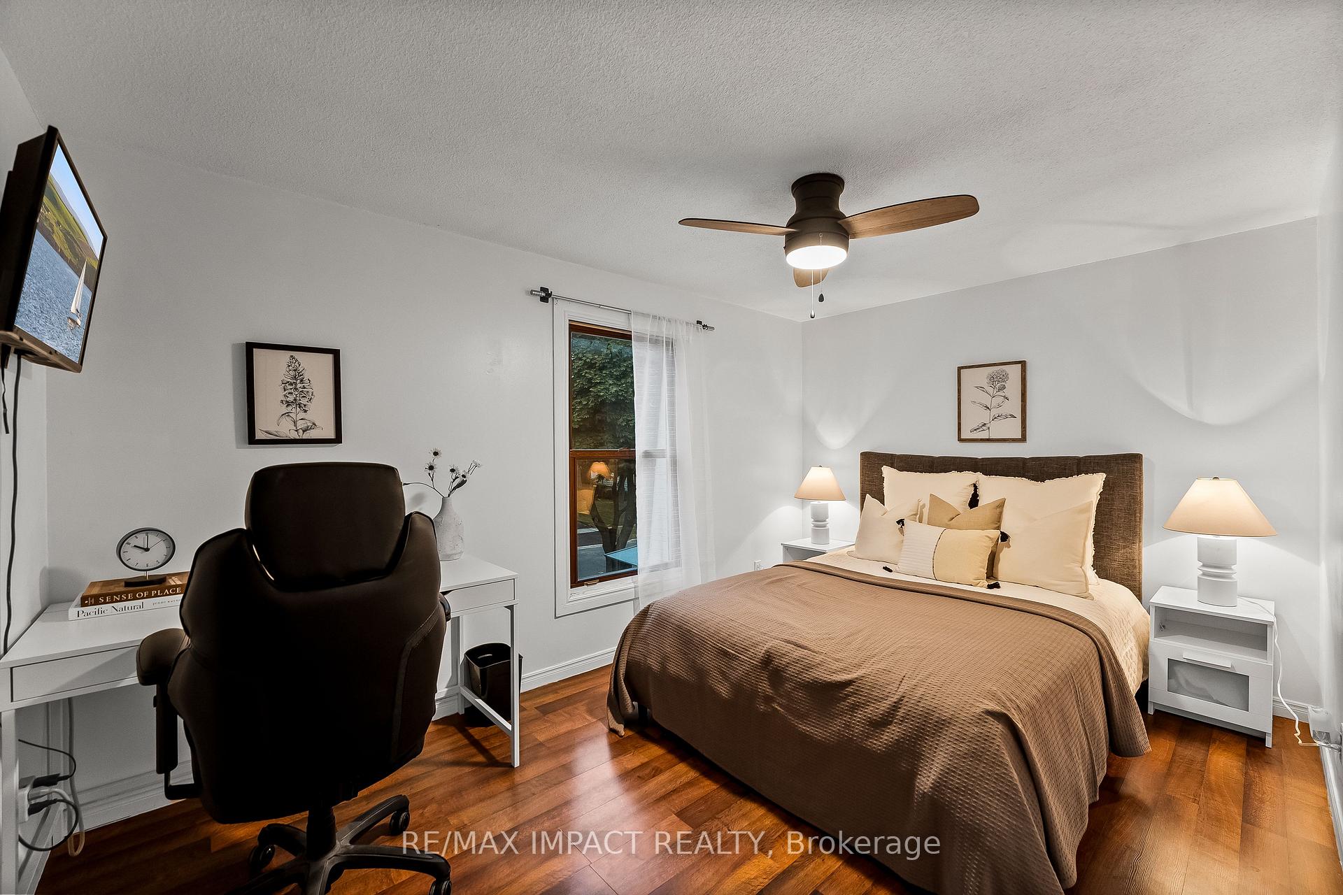 Photo 5 of 117 Roser Crescent, Clarington, Bowmanville — HOMEH