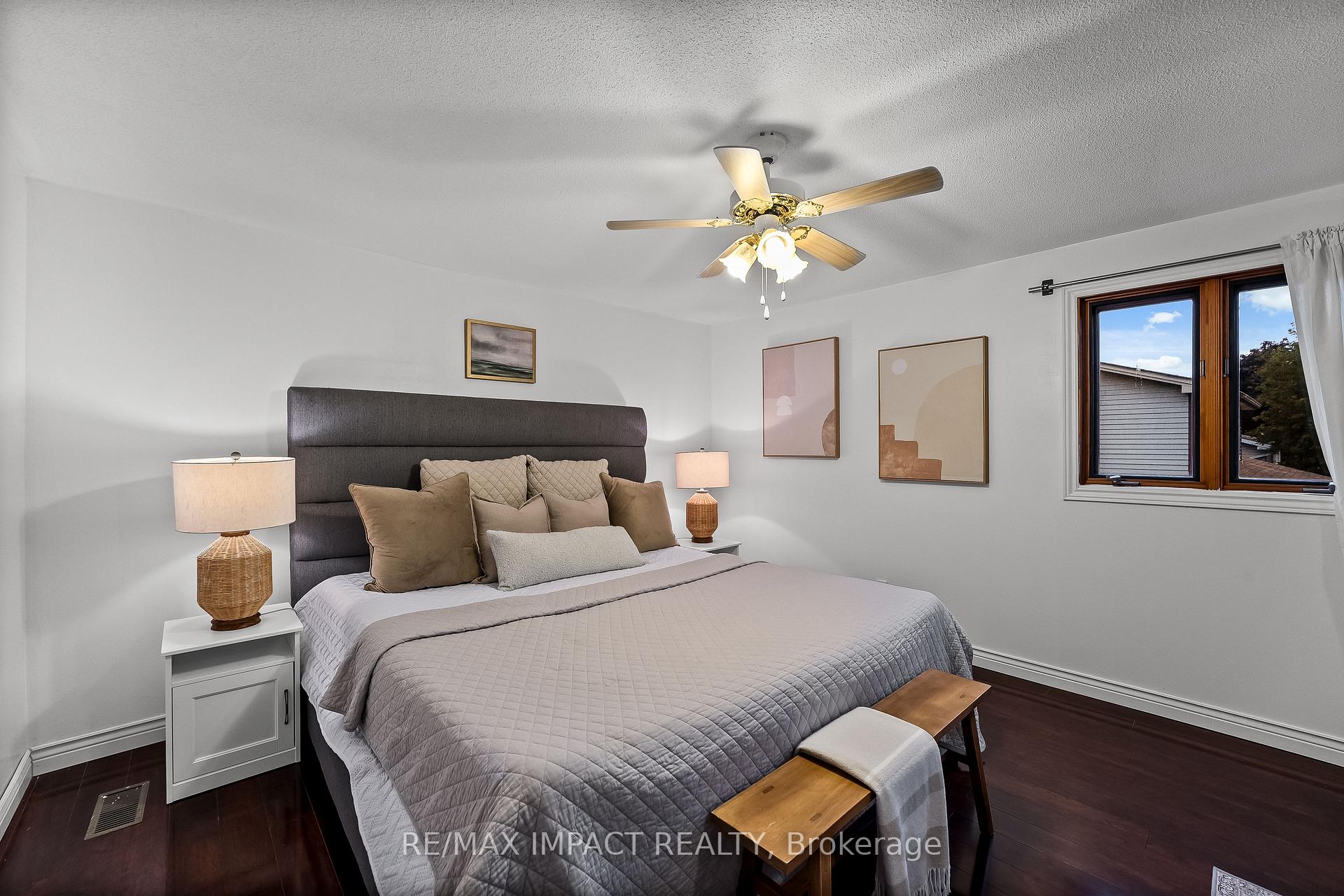 Photo 18 of 117 Roser Crescent, Clarington, Bowmanville — HOMEH
