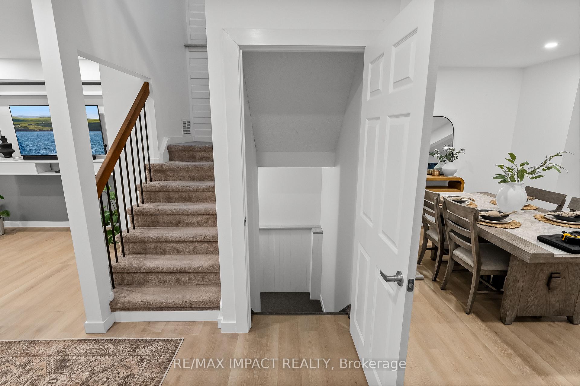 Photo 33 of 117 Roser Crescent, Clarington, Bowmanville — HOMEH