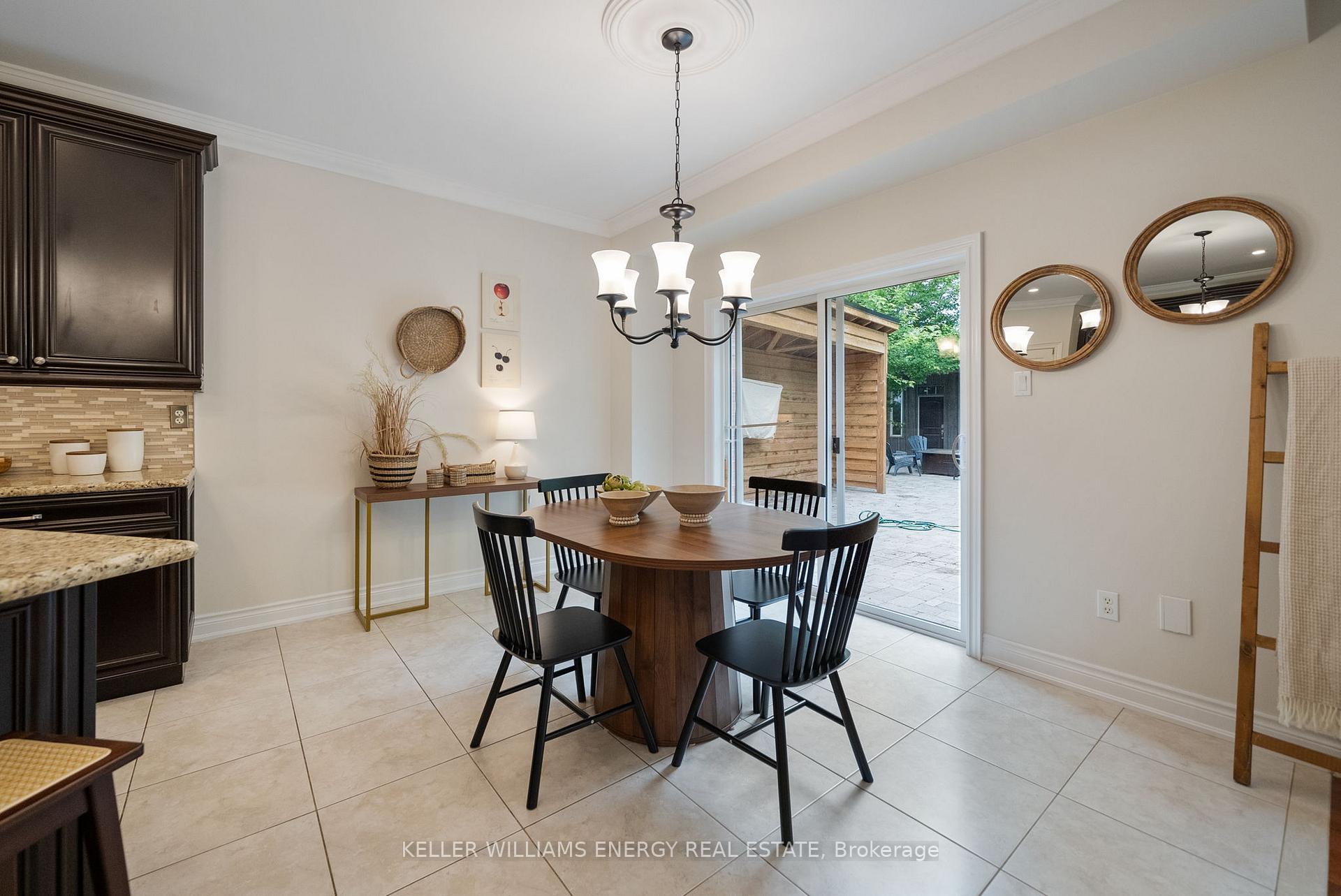 Photo 18 of 1561 Docking Court, Oshawa, Taunton — HOMEH