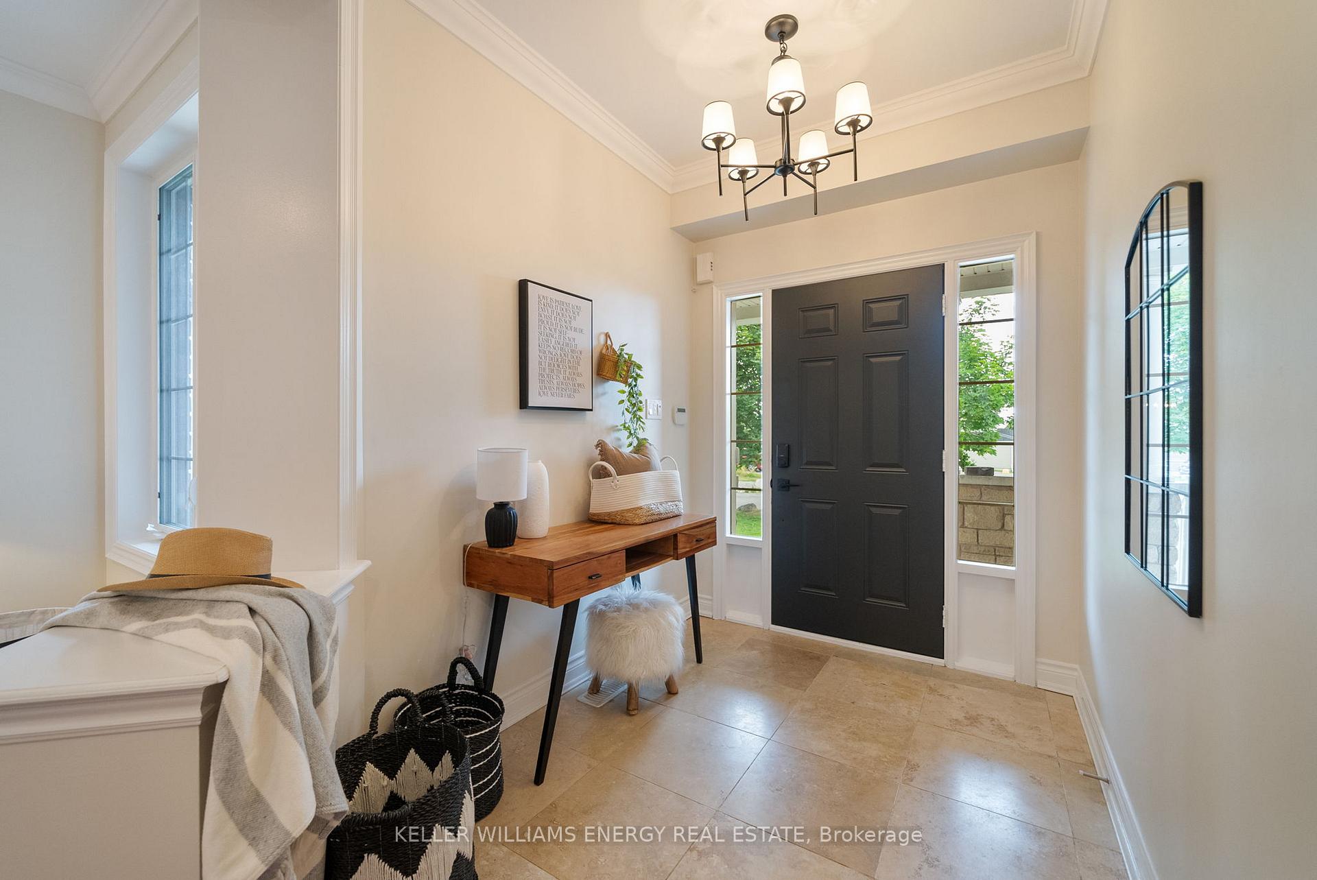 Photo 7 of 1561 Docking Court, Oshawa, Taunton — HOMEH