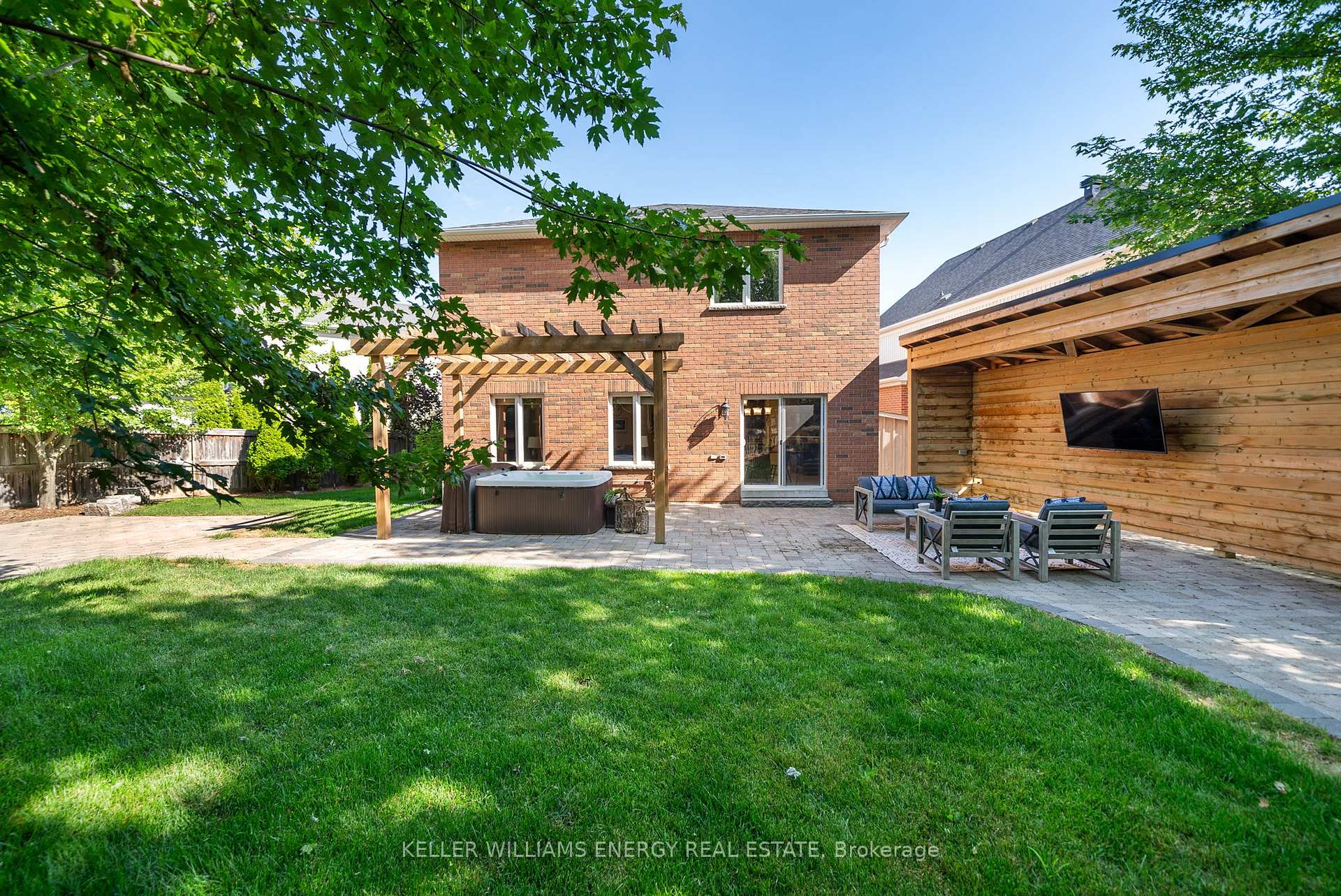 Photo 34 of 1561 Docking Court, Oshawa, Taunton — HOMEH
