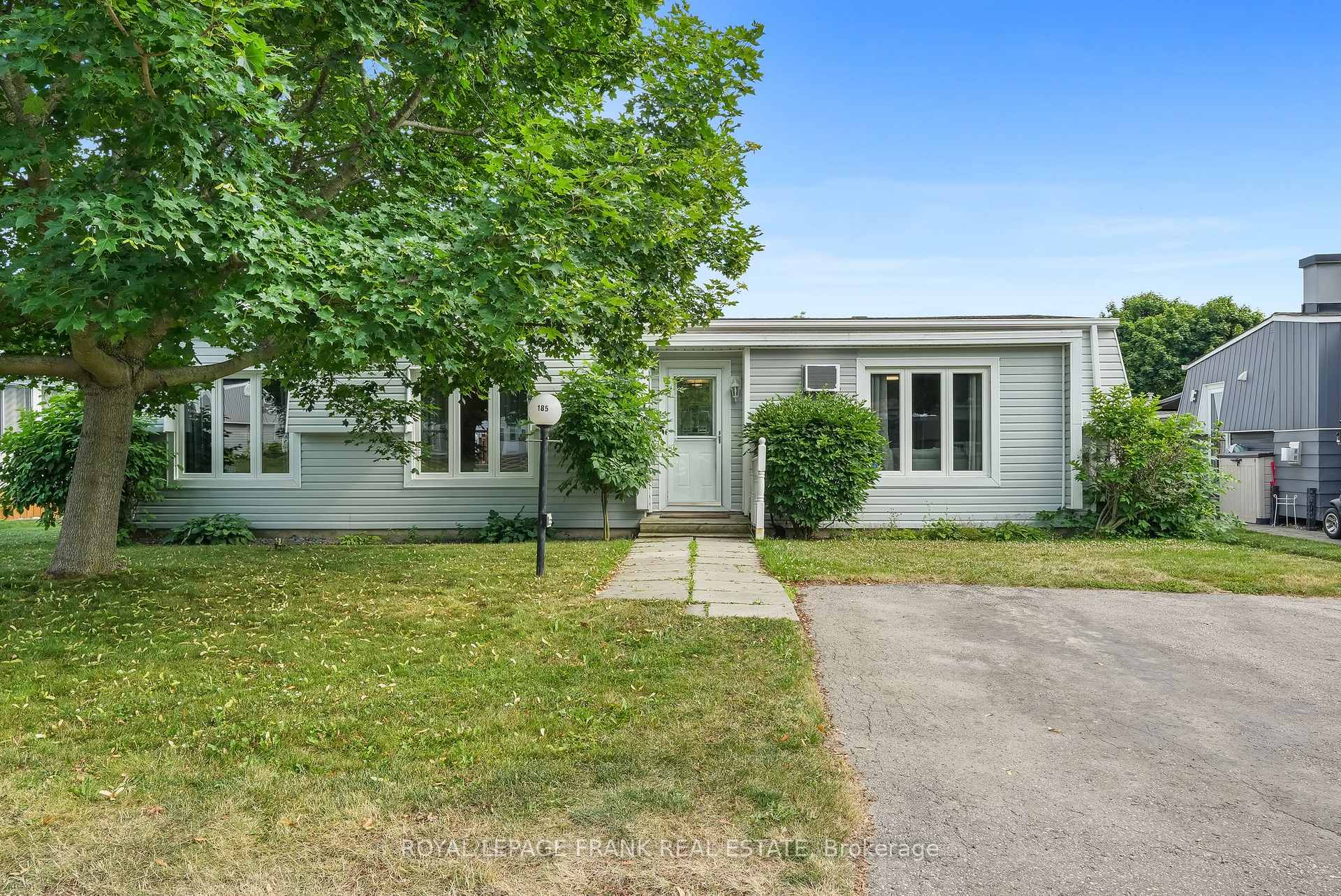 Photo 1 of 185 Wilmot Trail, Clarington, Newcastle — HOMEH