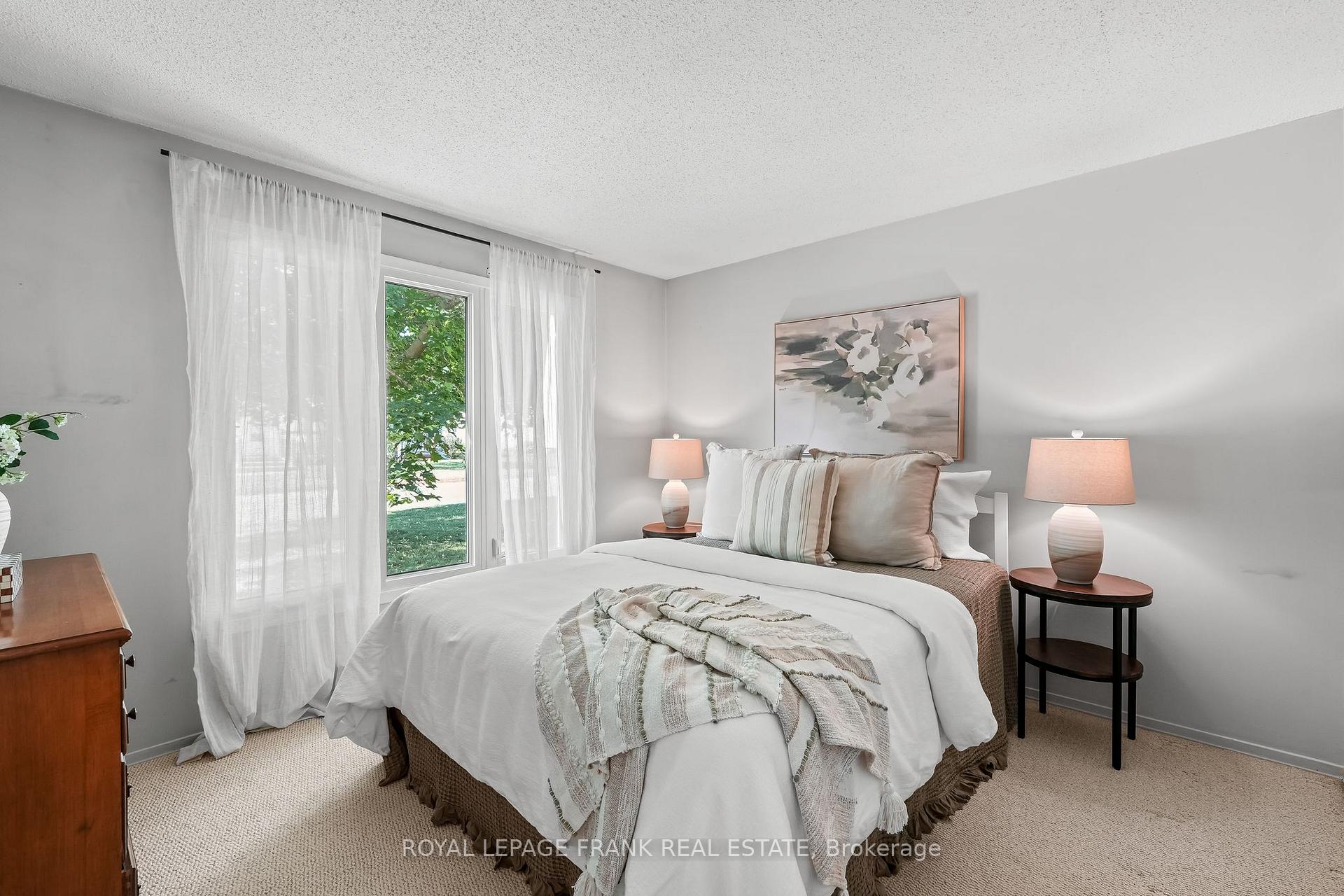 Photo 11 of 185 Wilmot Trail, Clarington, Newcastle — HOMEH