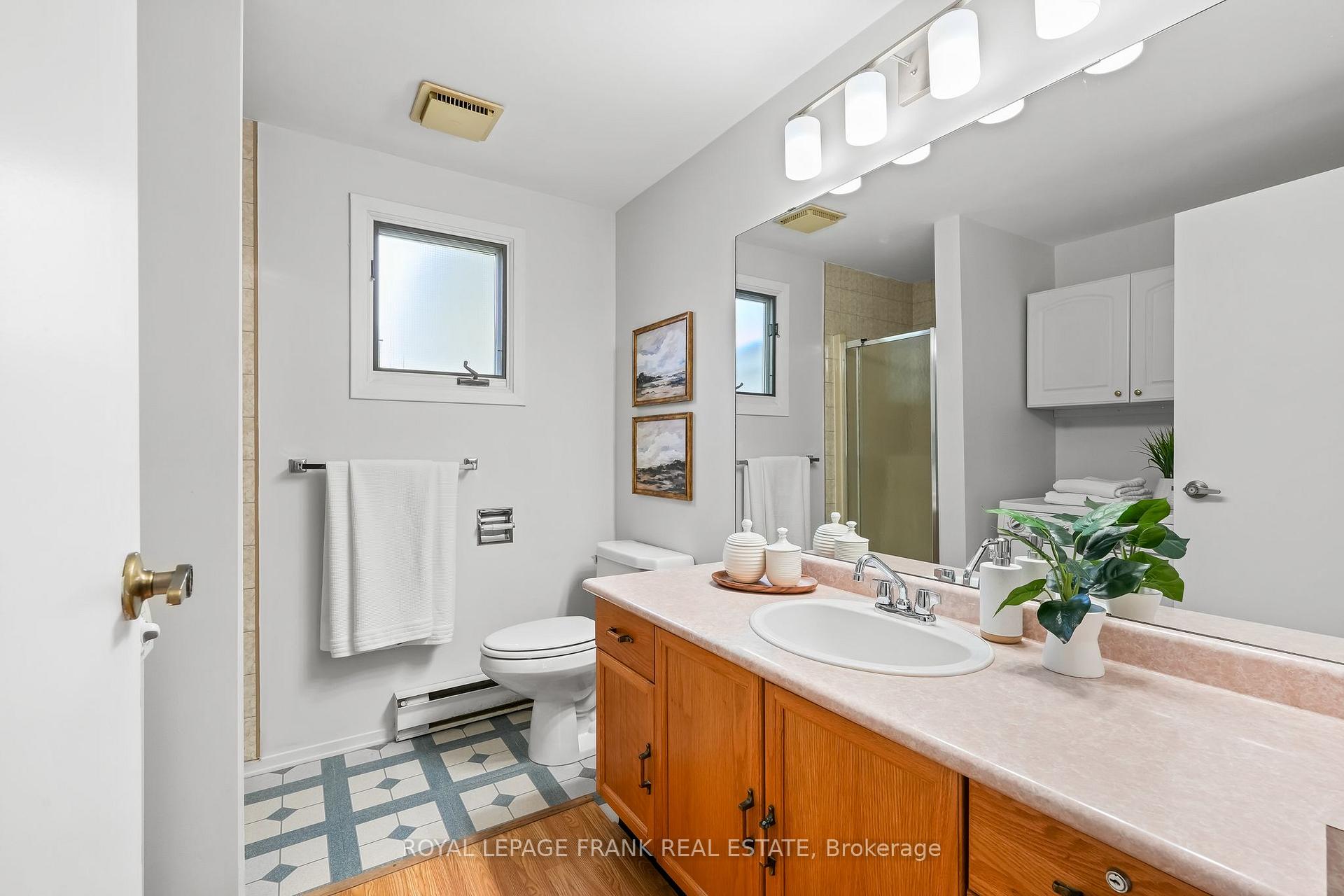 Photo 21 of 185 Wilmot Trail, Clarington, Newcastle — HOMEH