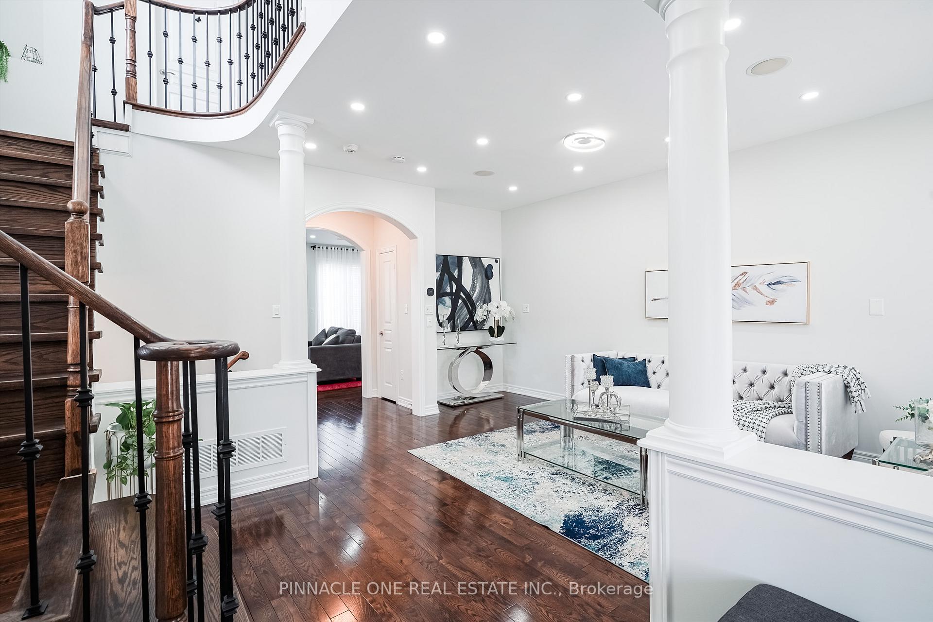 Photo 9 of 2 Marriner Crescent, Ajax, Northeast Ajax — HOMEH