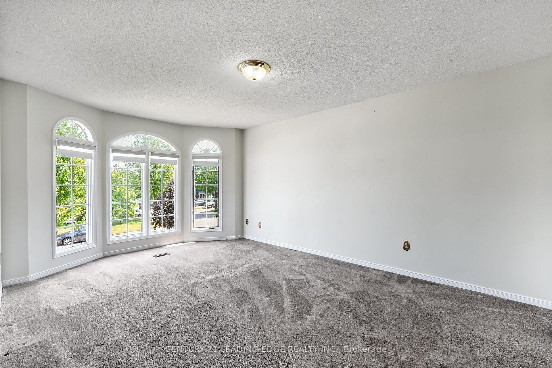 Photo 25 of 34 Henderson Drive, Whitby, Pringle Creek — HOMEH