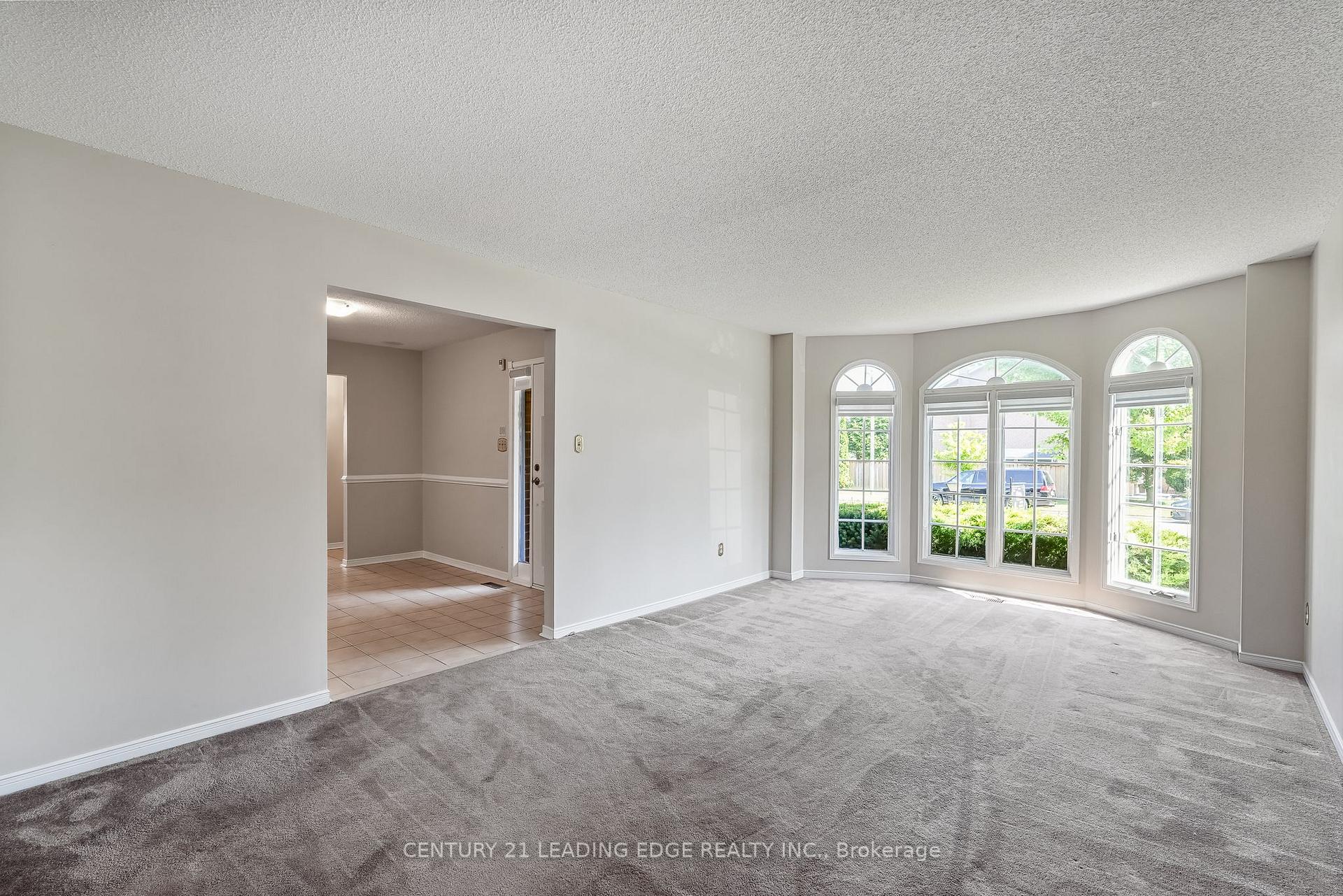 Photo 11 of 34 Henderson Drive, Whitby, Pringle Creek — HOMEH