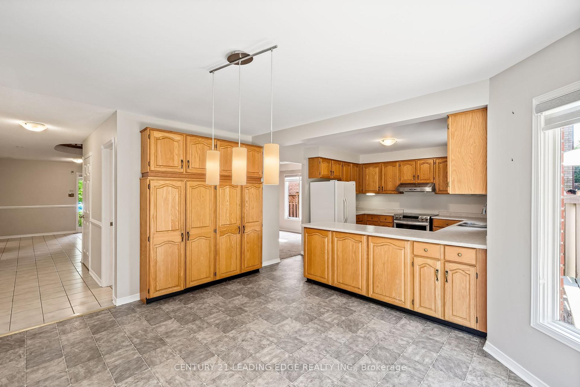 Photo 16 of 34 Henderson Drive, Whitby, Pringle Creek — HOMEH