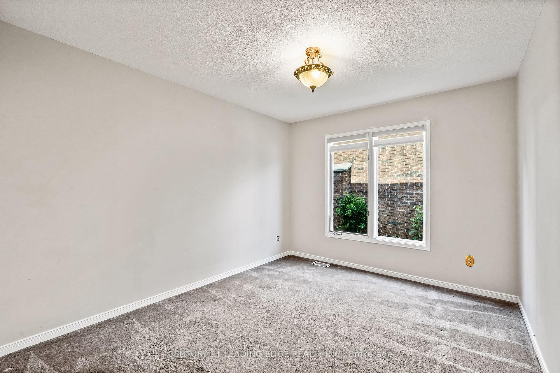 Photo 21 of 34 Henderson Drive, Whitby, Pringle Creek — HOMEH
