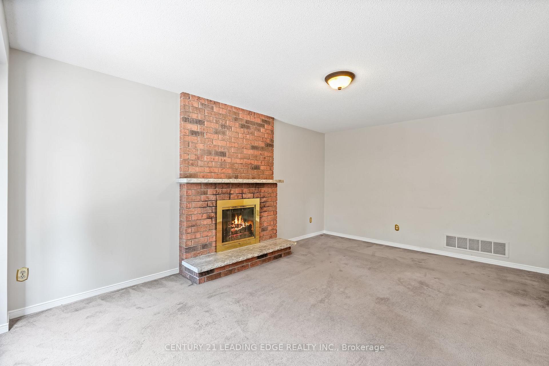 Photo 22 of 34 Henderson Drive, Whitby, Pringle Creek — HOMEH