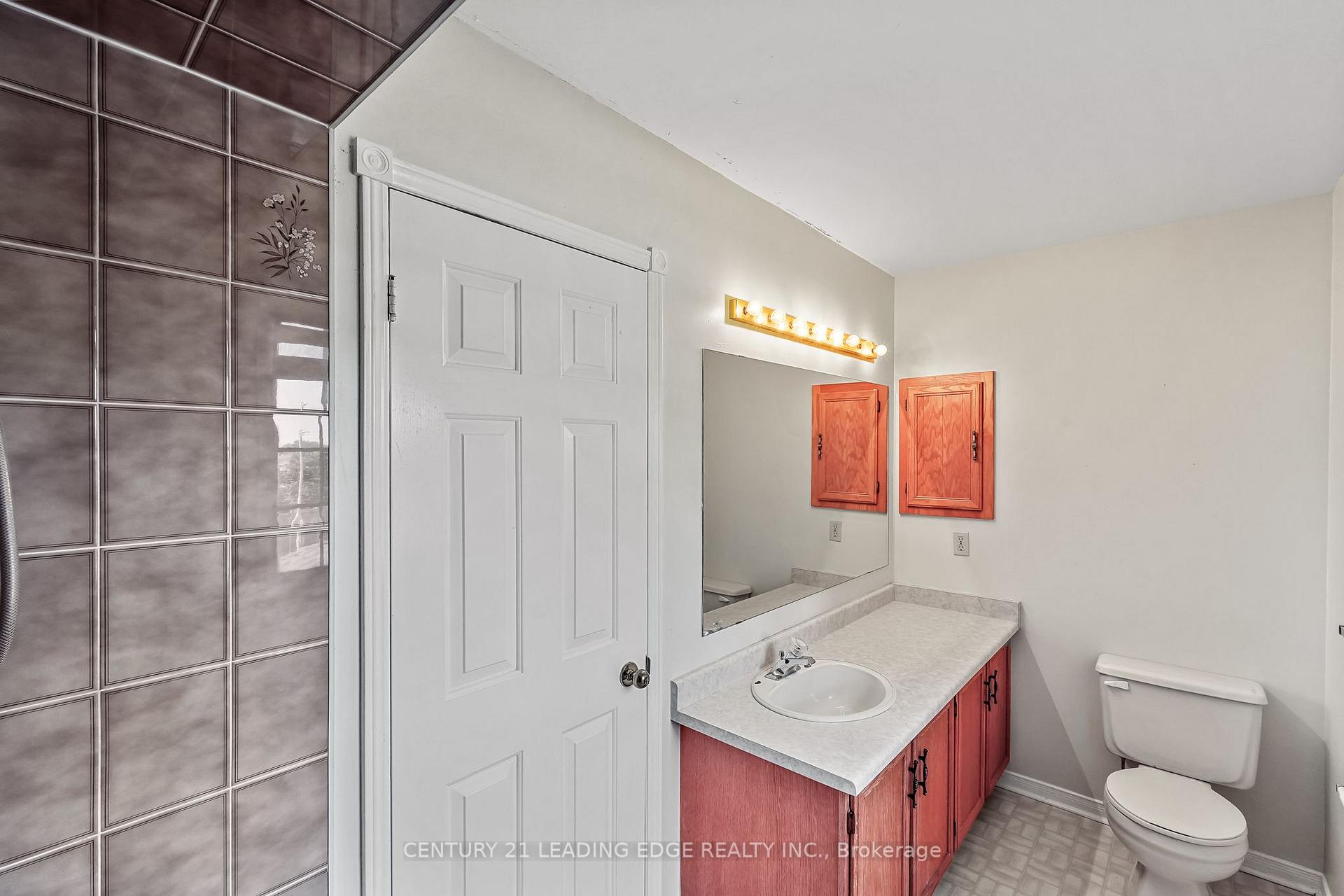 Photo 23 of 34 Henderson Drive, Whitby, Pringle Creek — HOMEH